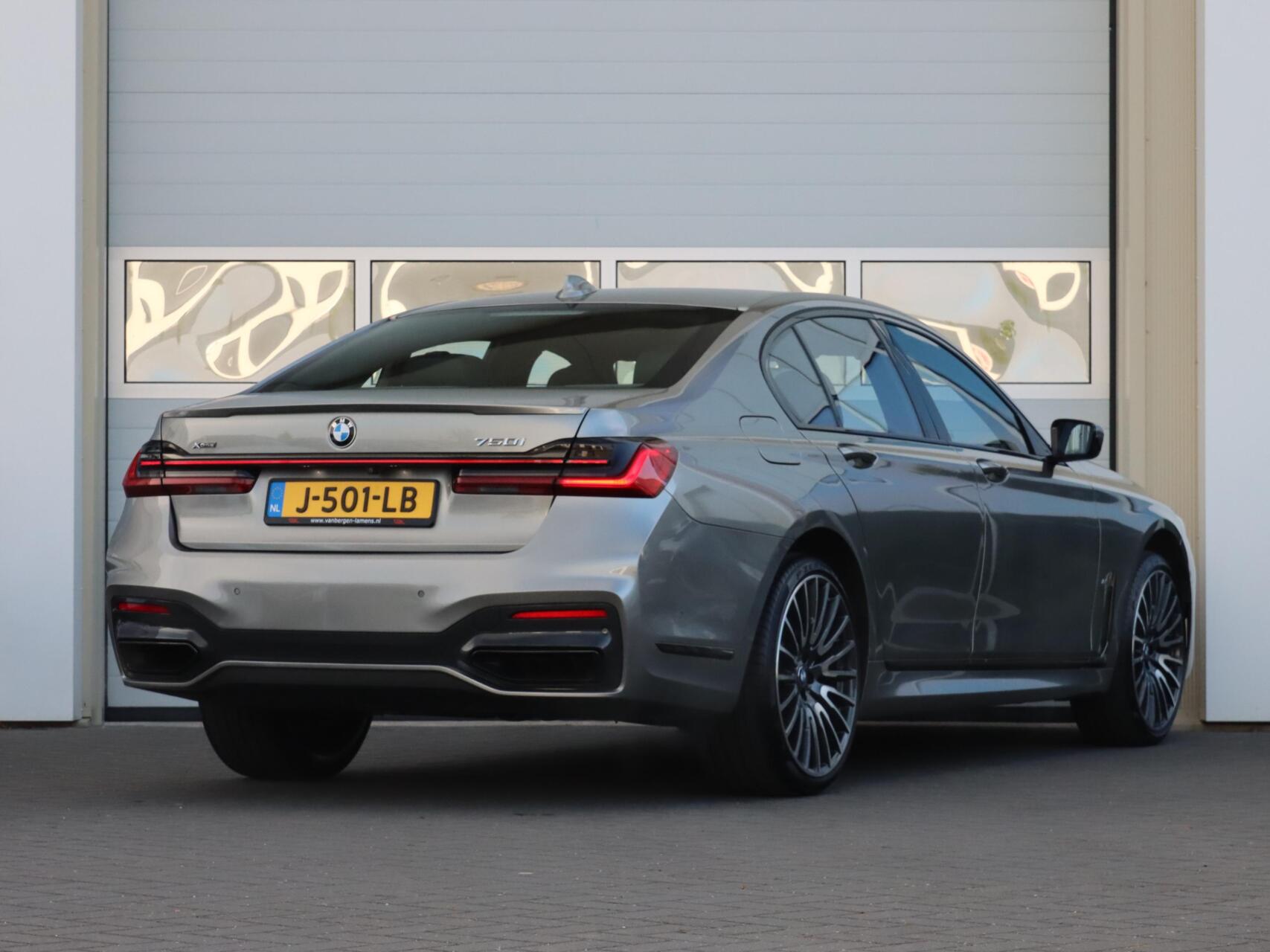 Foto van BMW 750i xDrive