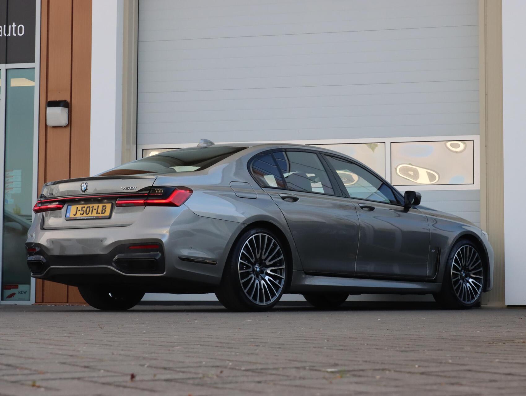 Foto van BMW 750i xDrive