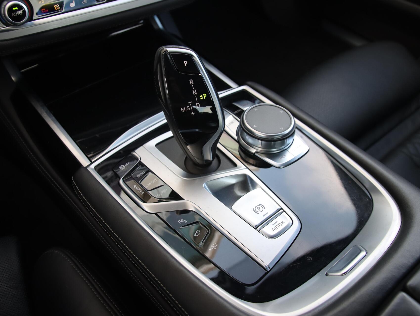 Foto van BMW 750i xDrive