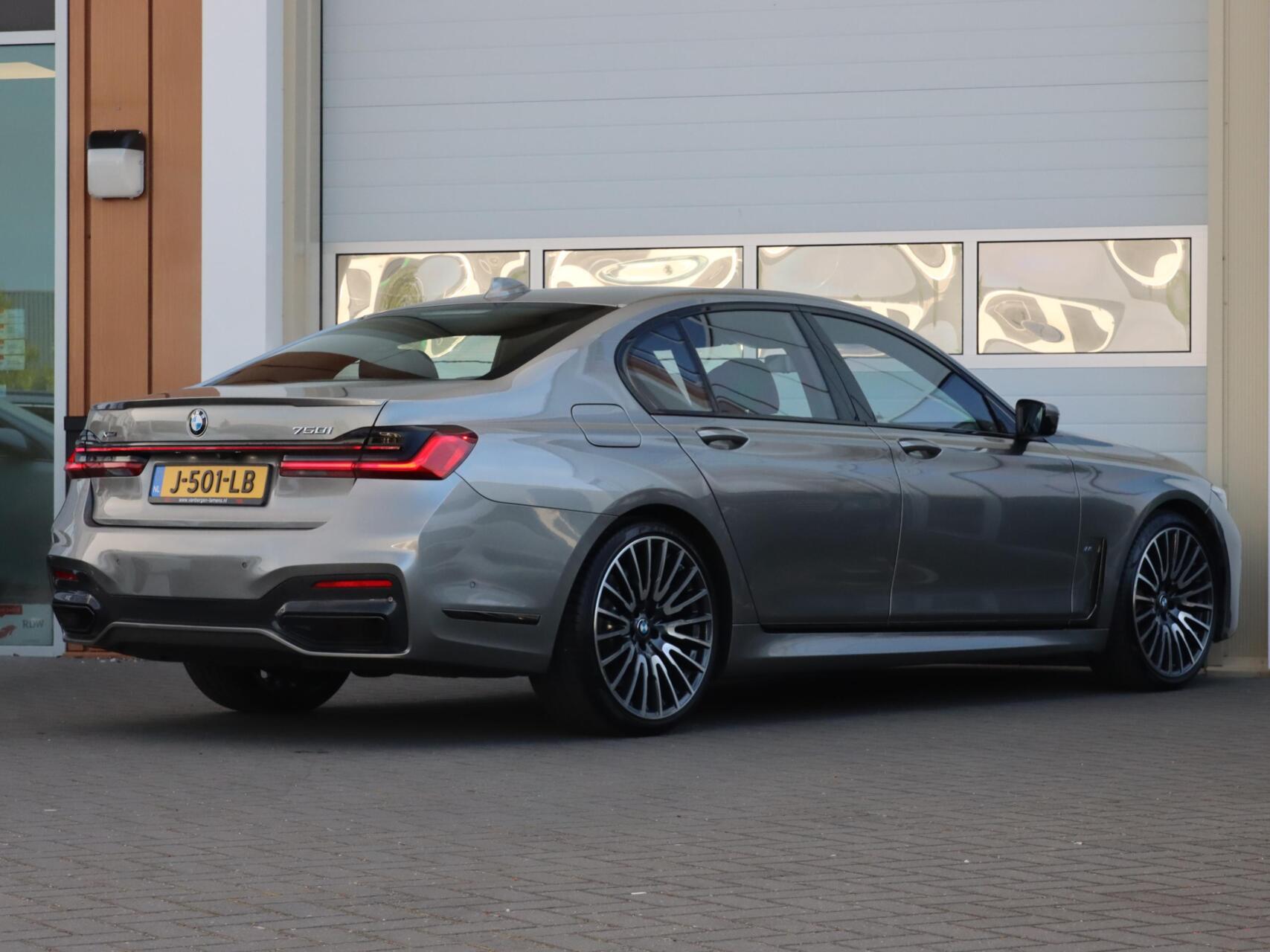 Foto van BMW 750i xDrive