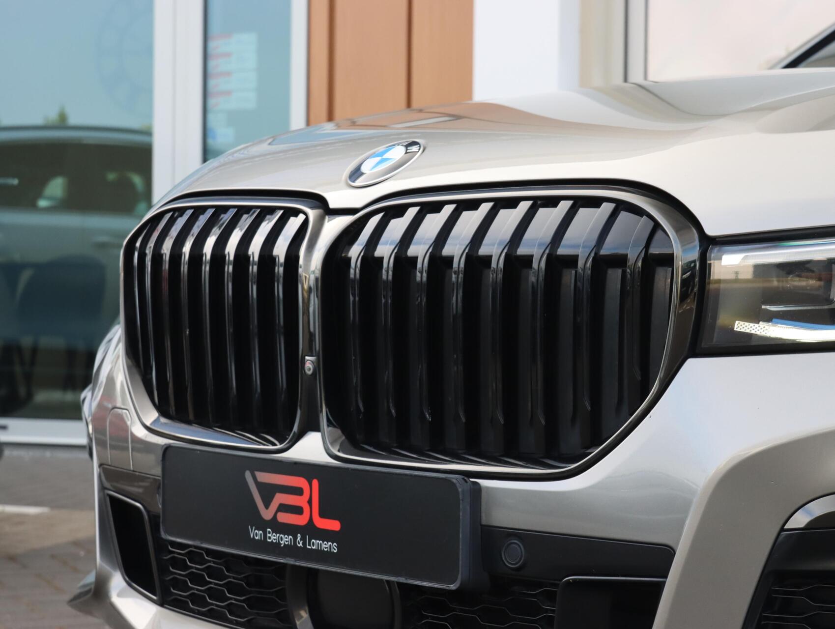 Foto van BMW 750i xDrive