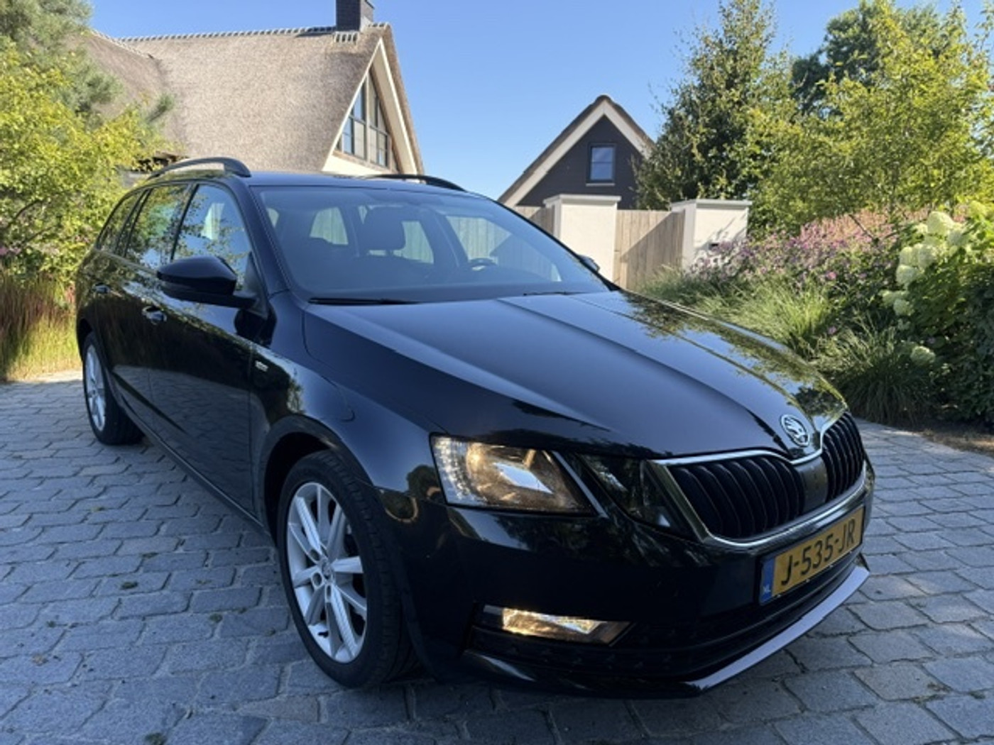 Skoda Octavia 1.6 TDI Sport Bns 2020 - voorkant