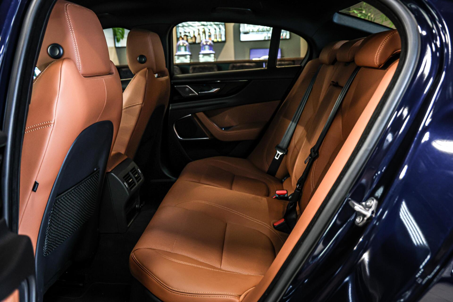 Foto van Jaguar Jaguar Xe