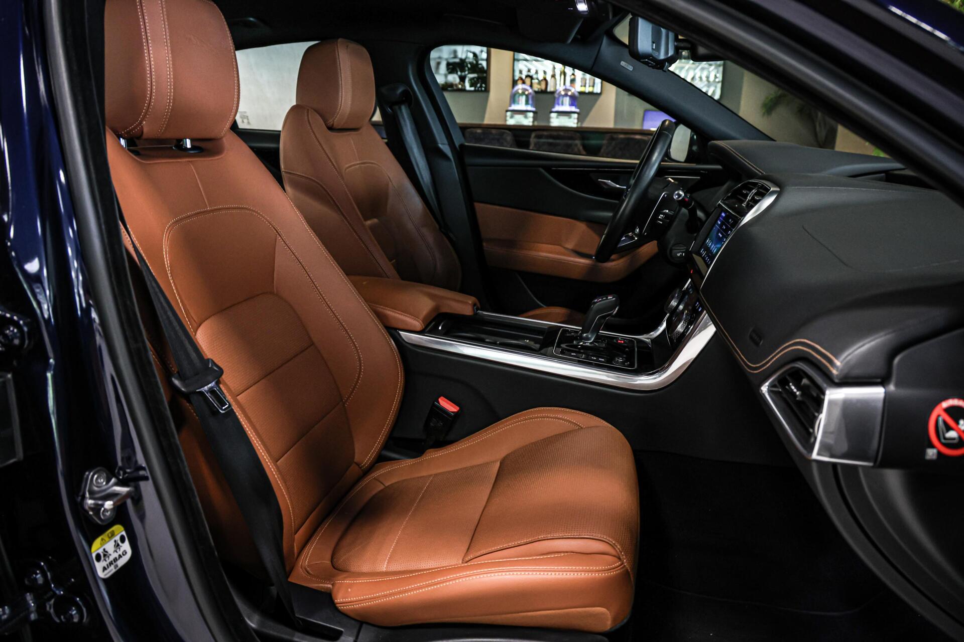 Foto van Jaguar Jaguar Xe
