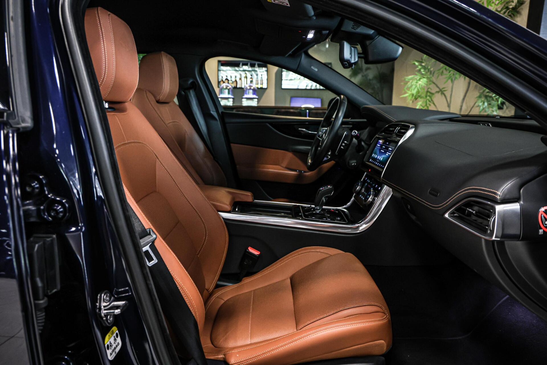 Foto van Jaguar Jaguar Xe