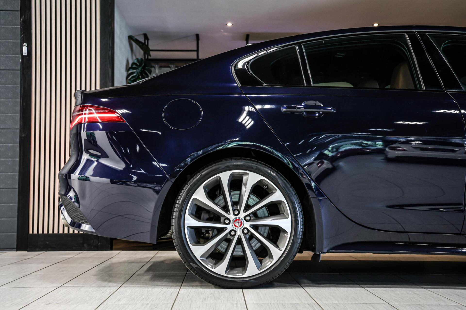 Foto van Jaguar Jaguar Xe