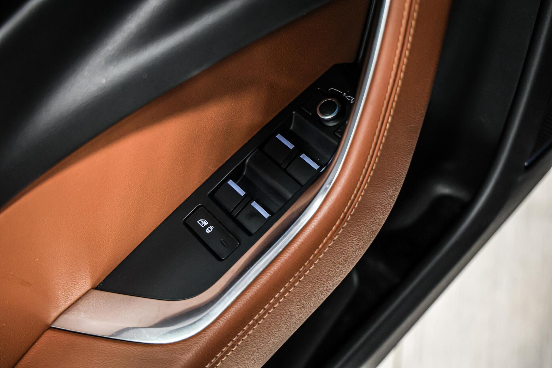 Foto van Jaguar Jaguar Xe