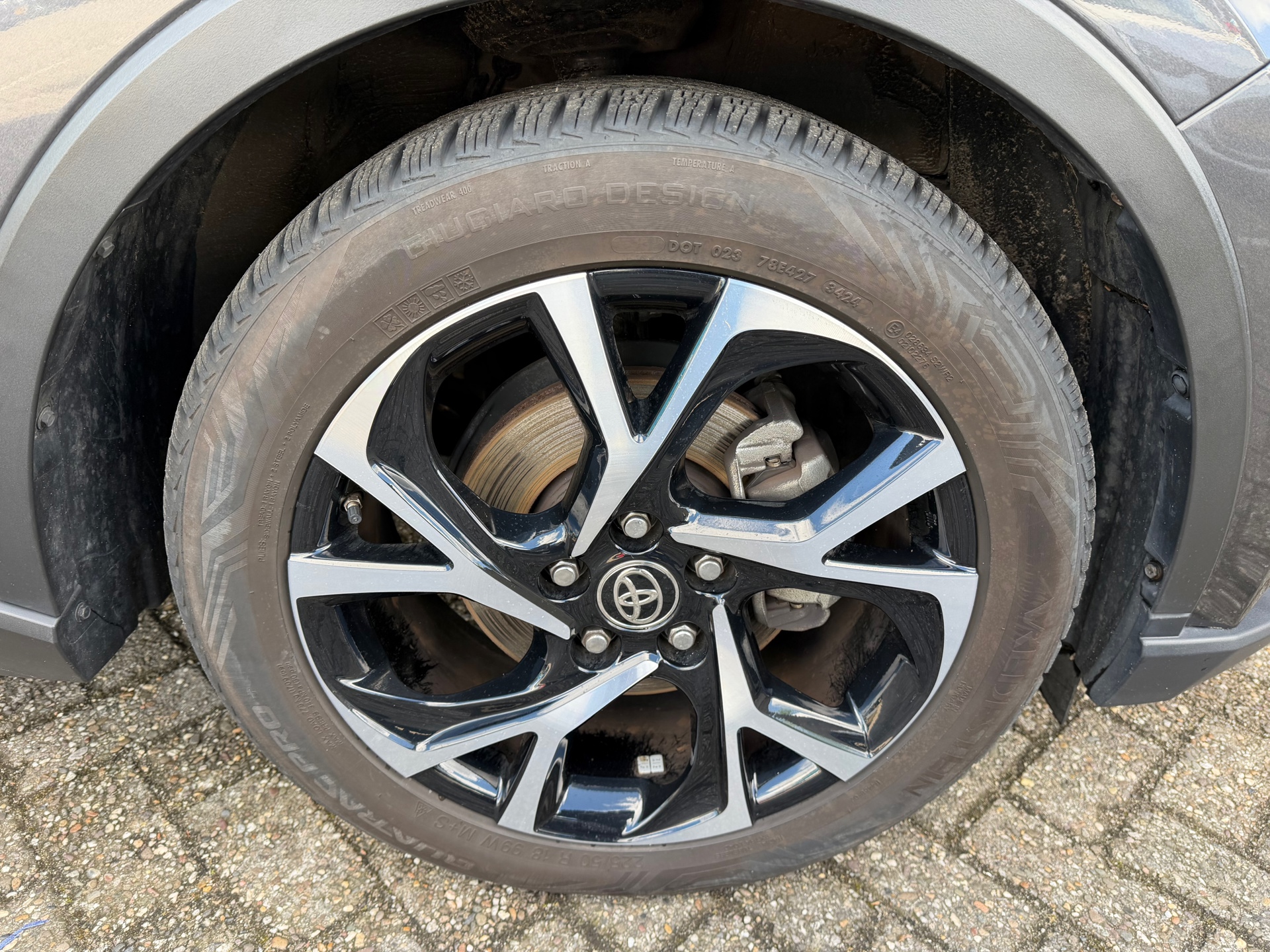 Foto van Toyota Toyota C-hr