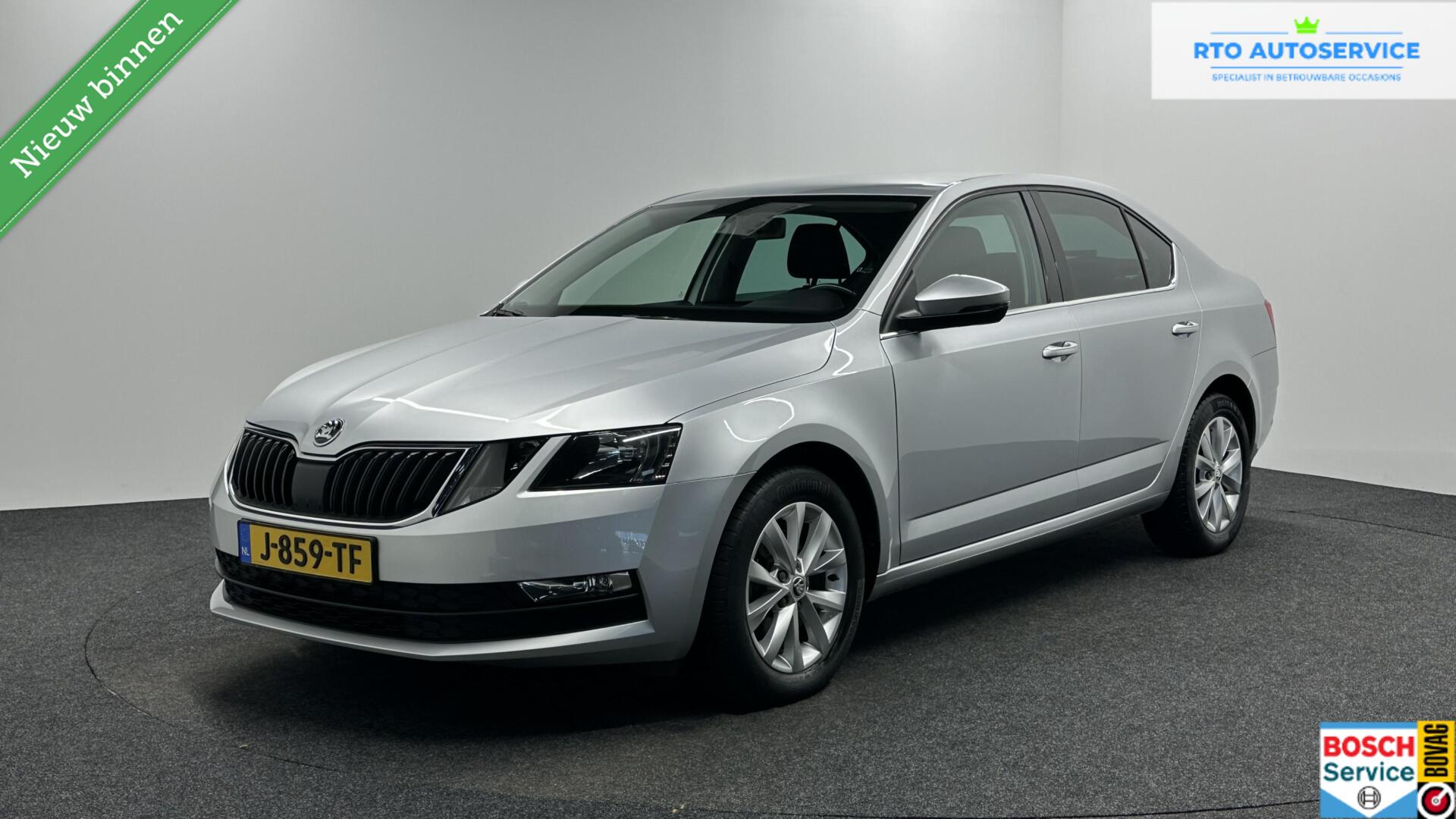 Skoda Octavia 1.0 TSI Greentech Style Business NAVI CARPLAY CRUISE LM ECC. 2019 - voorkant