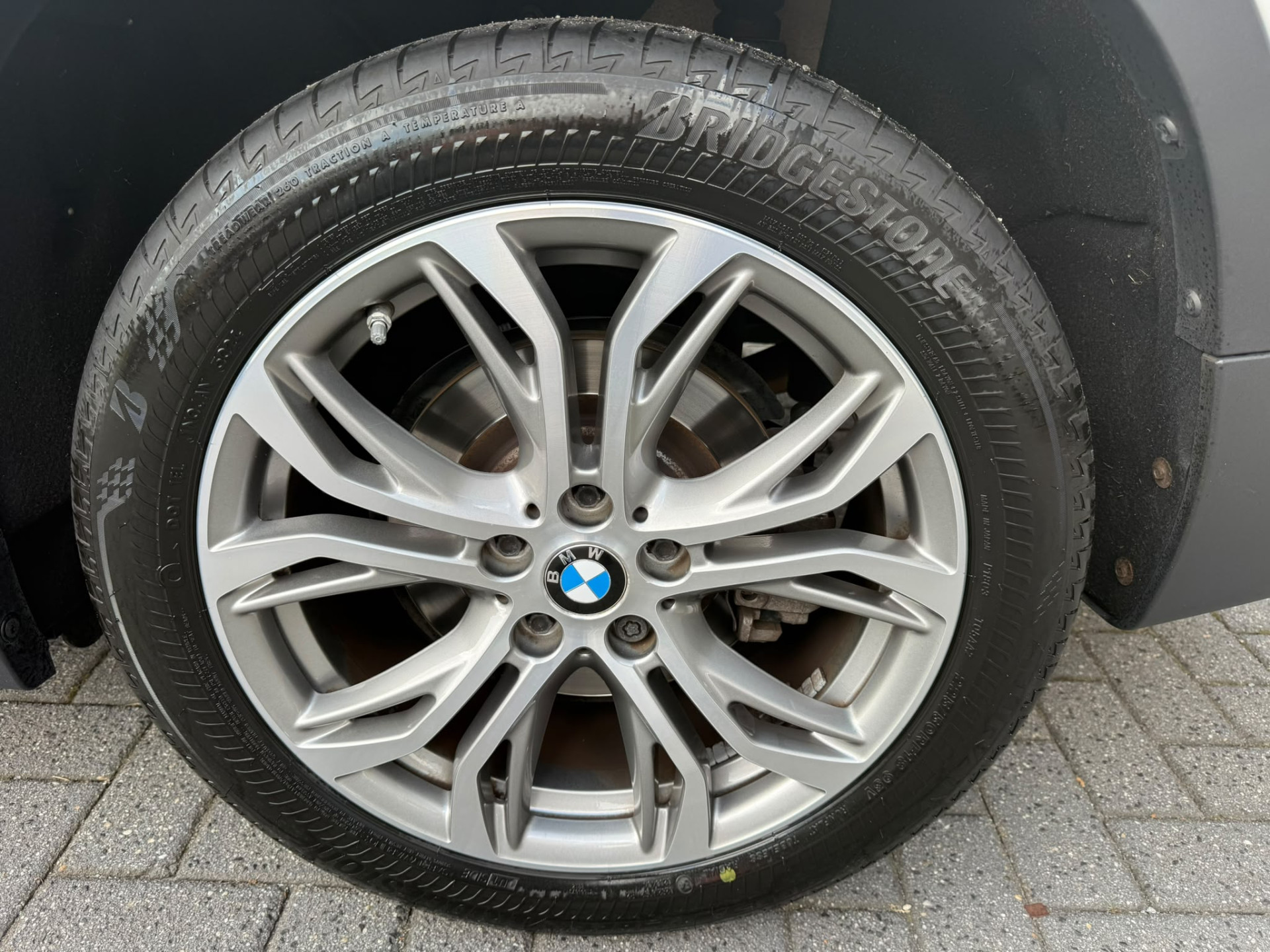 Foto van BMW X1 Xdrive20i
