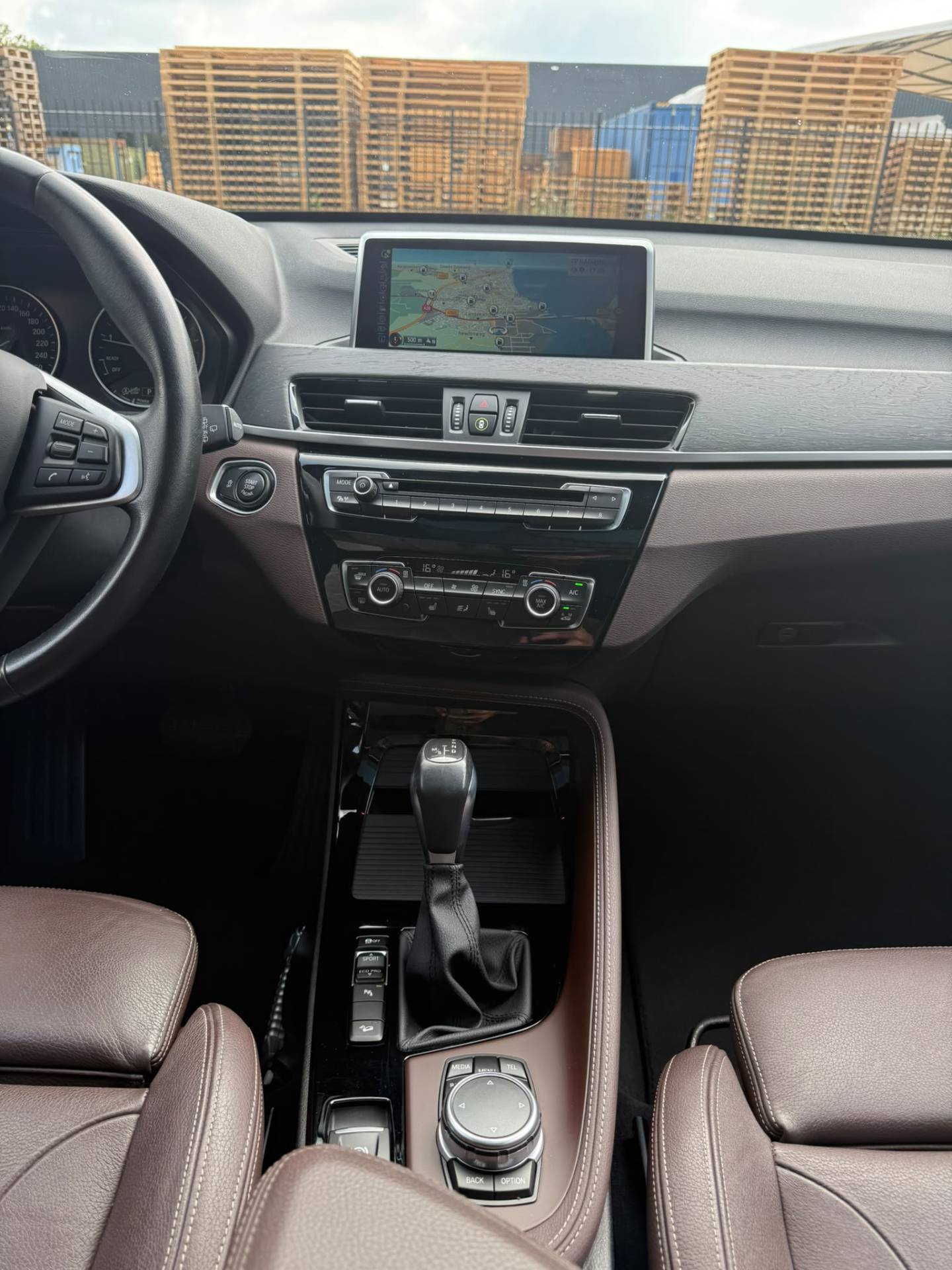 Foto van BMW X1 Xdrive20i