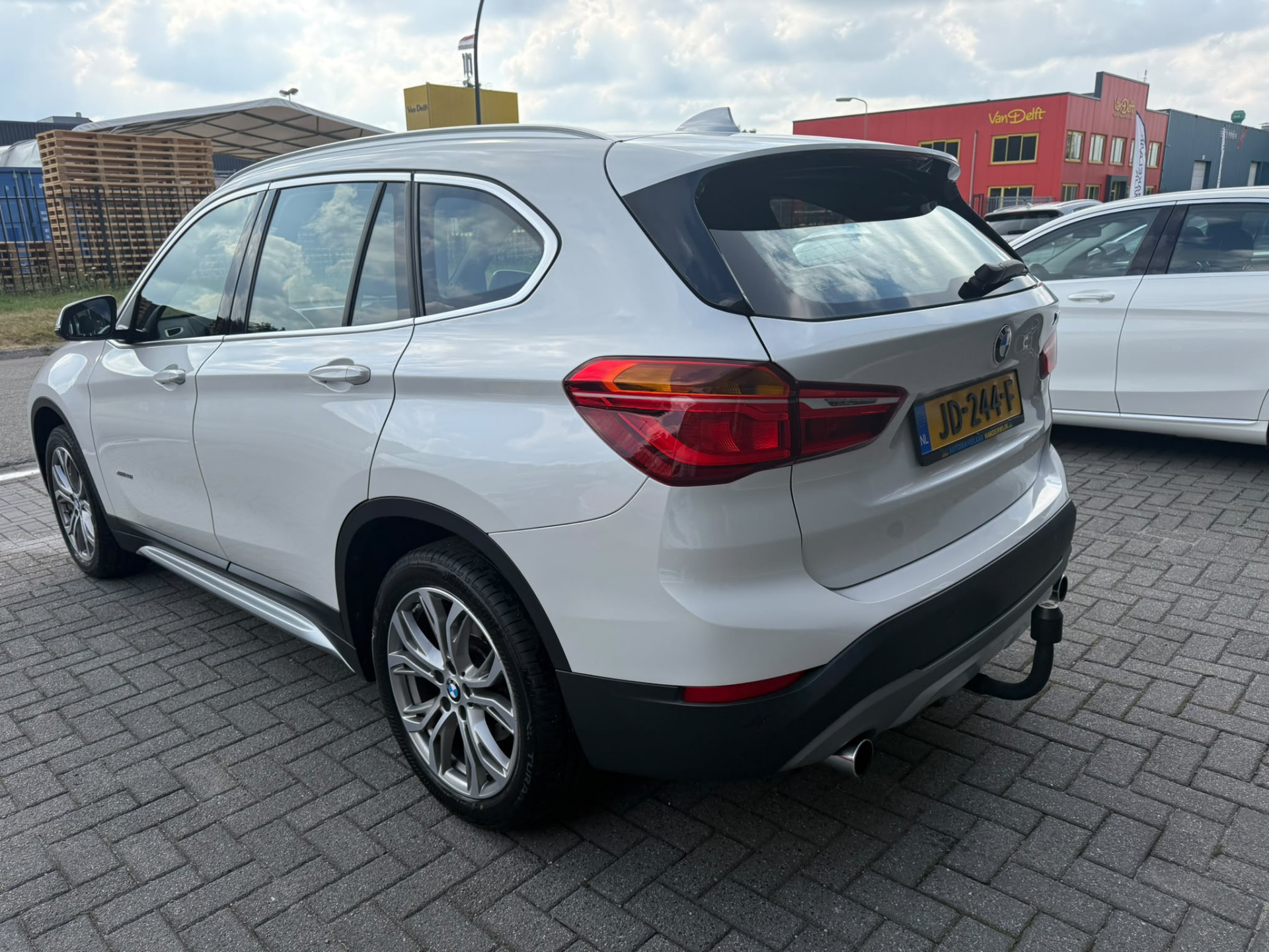 Foto van BMW X1 Xdrive20i