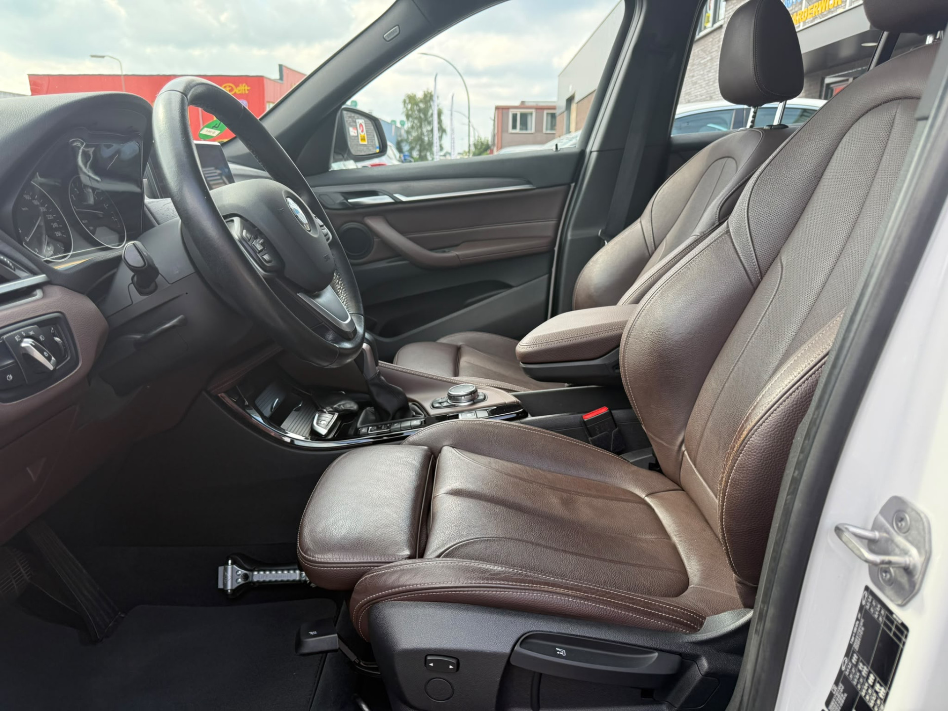 Foto van BMW X1 Xdrive20i