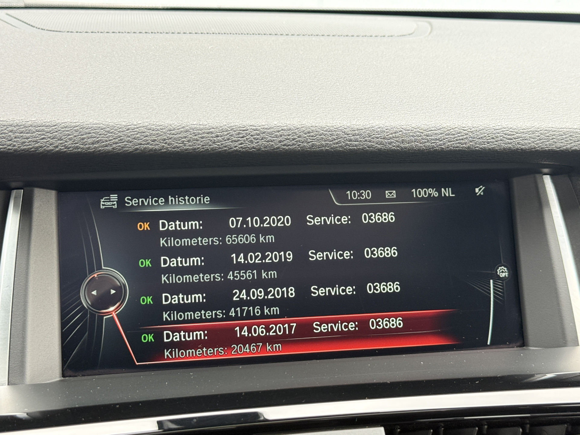 Foto van BMW X4 Xdrive20i