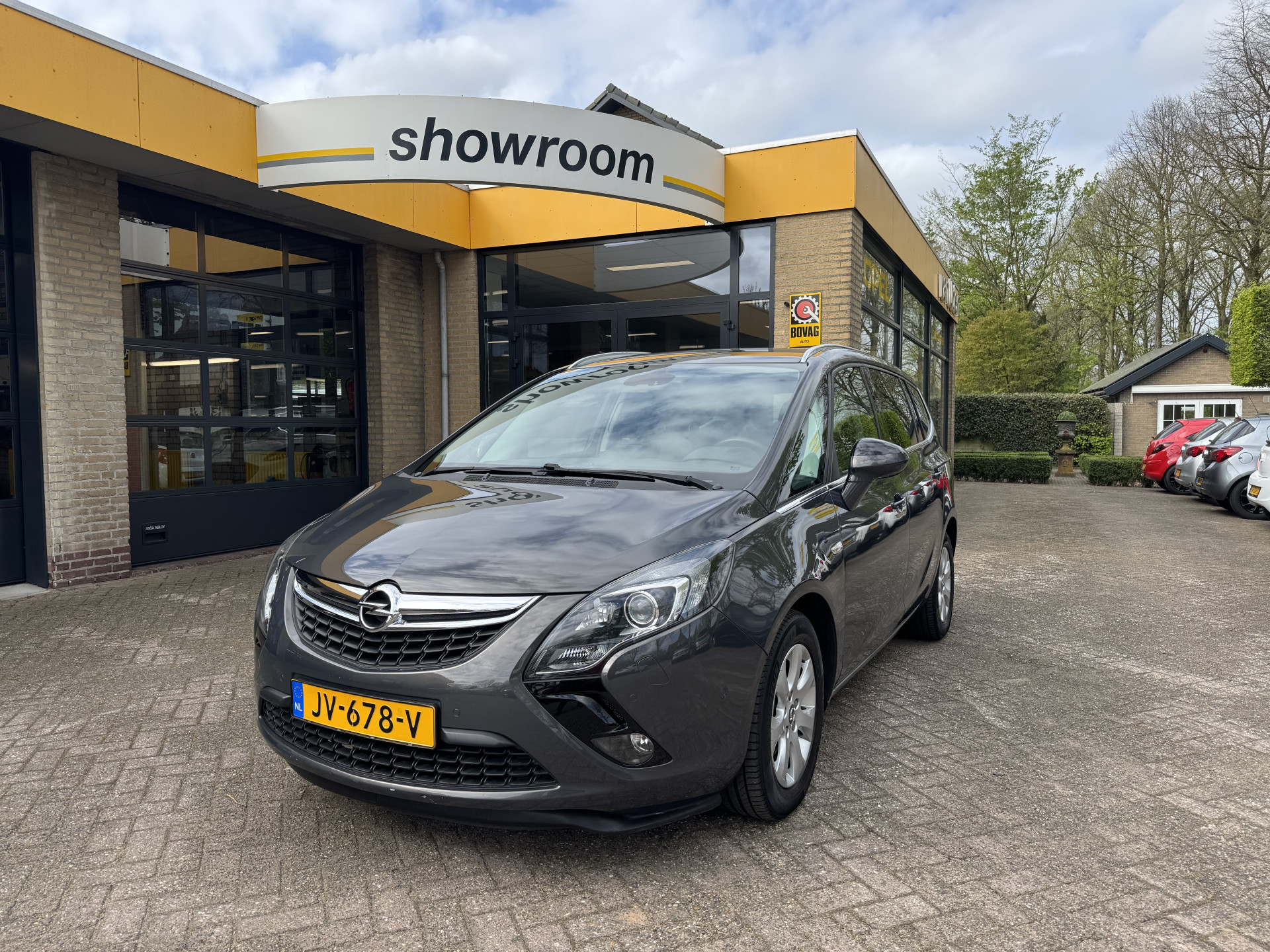 Opel Zafira Tourer 1.4 Turbo 140PK Business+ 7Pers Automaat Climate Control Navi Camera 2016 - voorkant