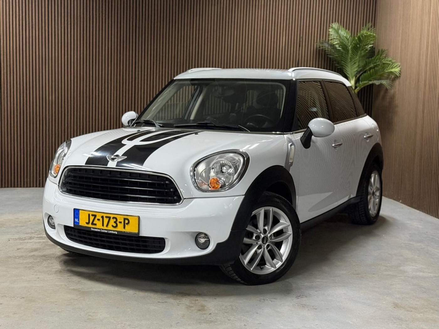 Mini One Countryman 1.6 One 2012 - voorkant