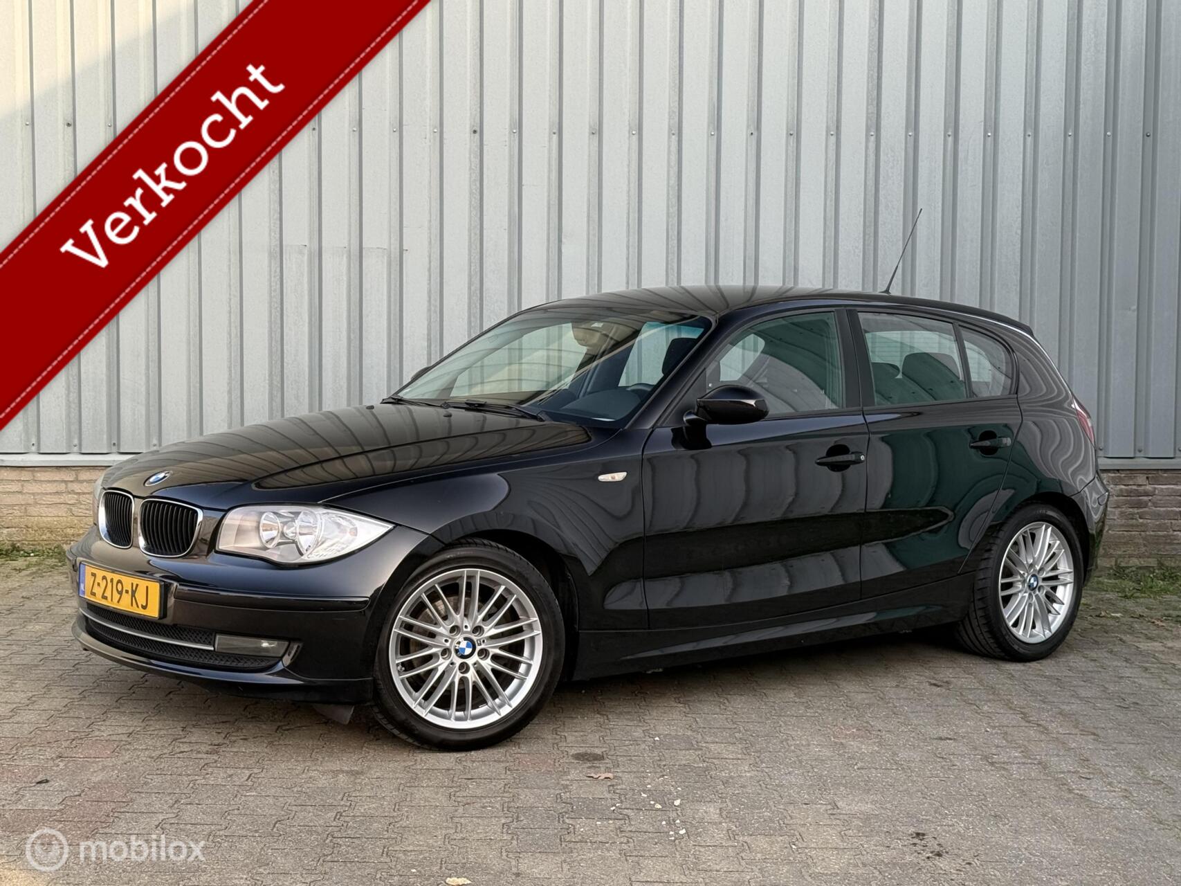 BMW 1 Series 116i | 5-Deurs | Airco | LMV 2009 - voorkant
