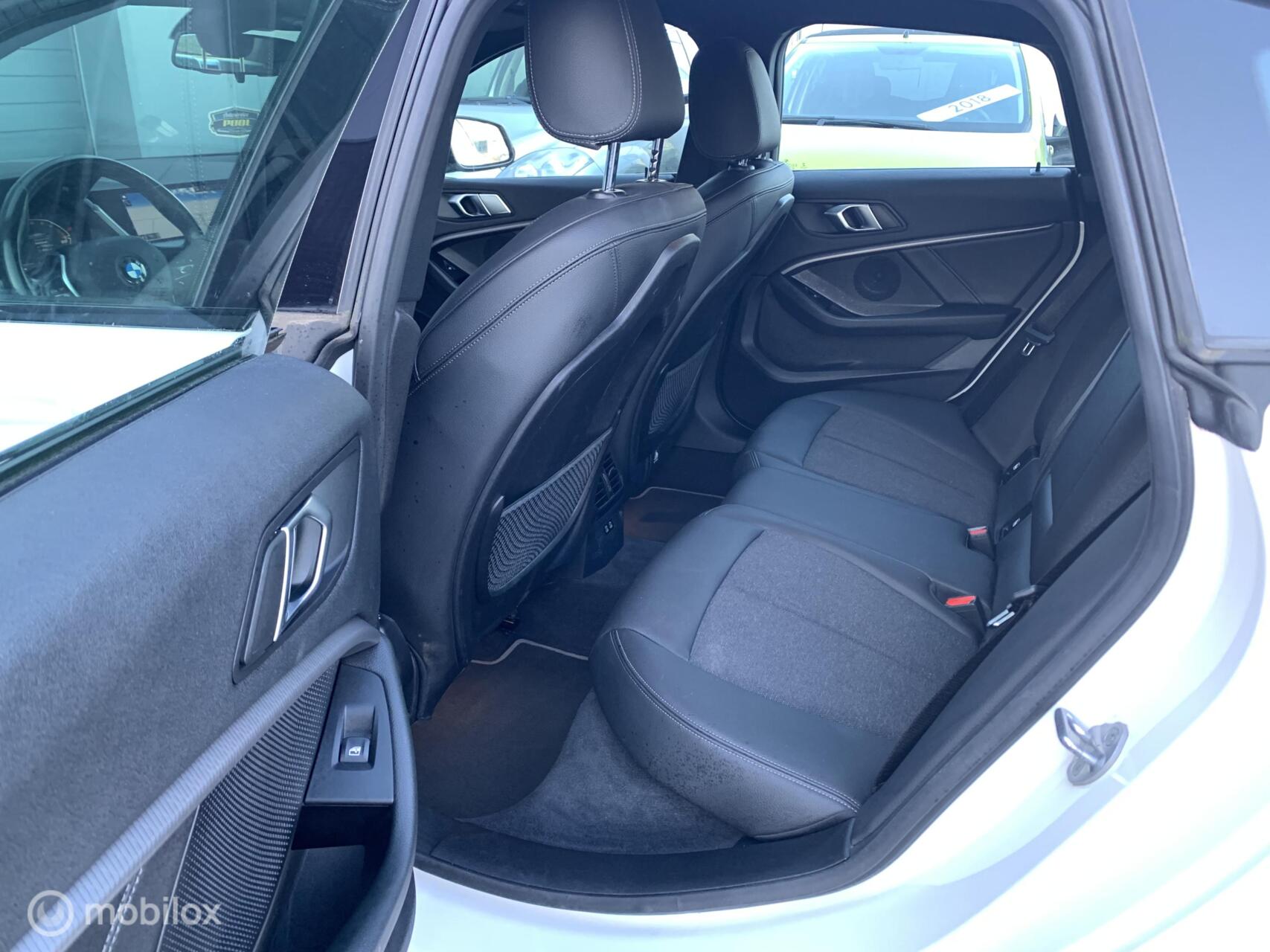 Foto van BMW 218i
