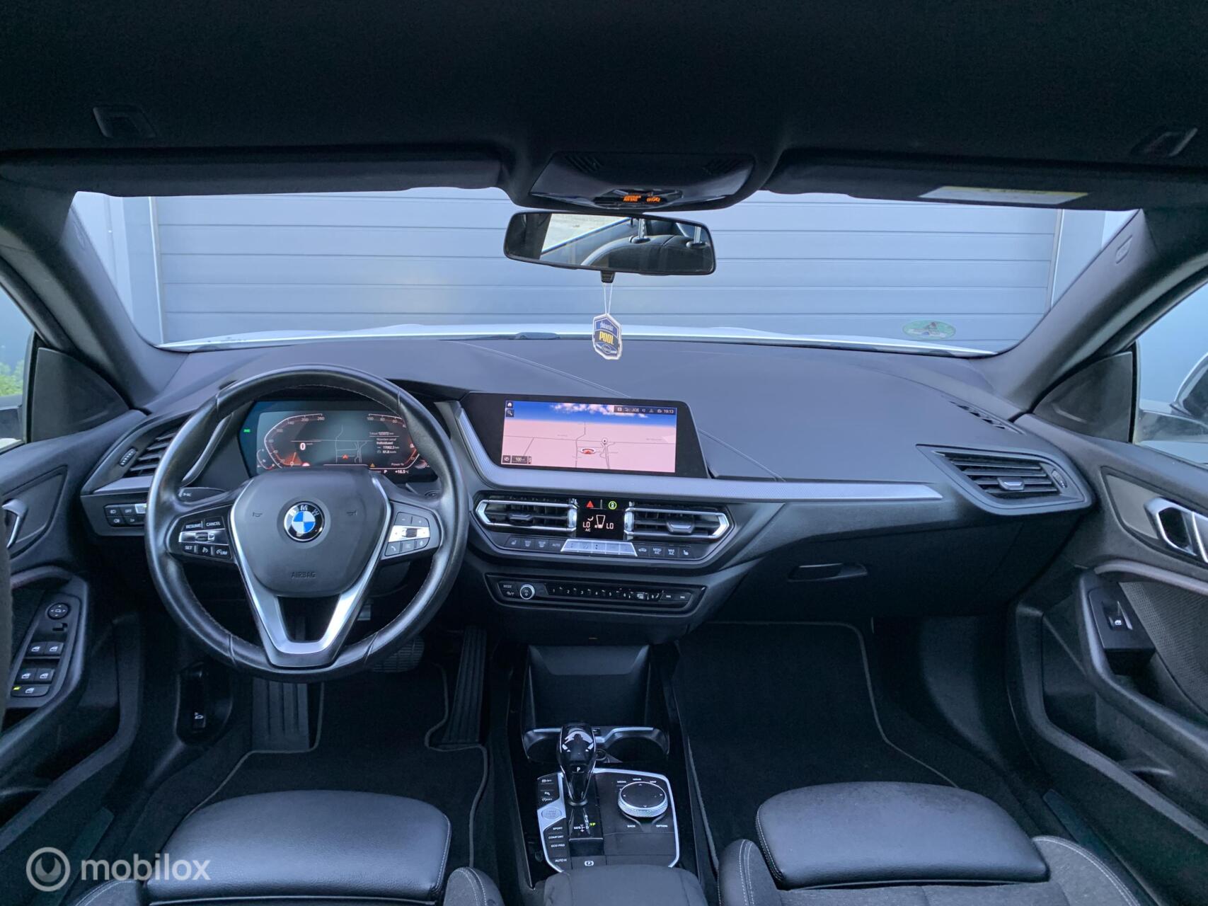 Foto van BMW 218i