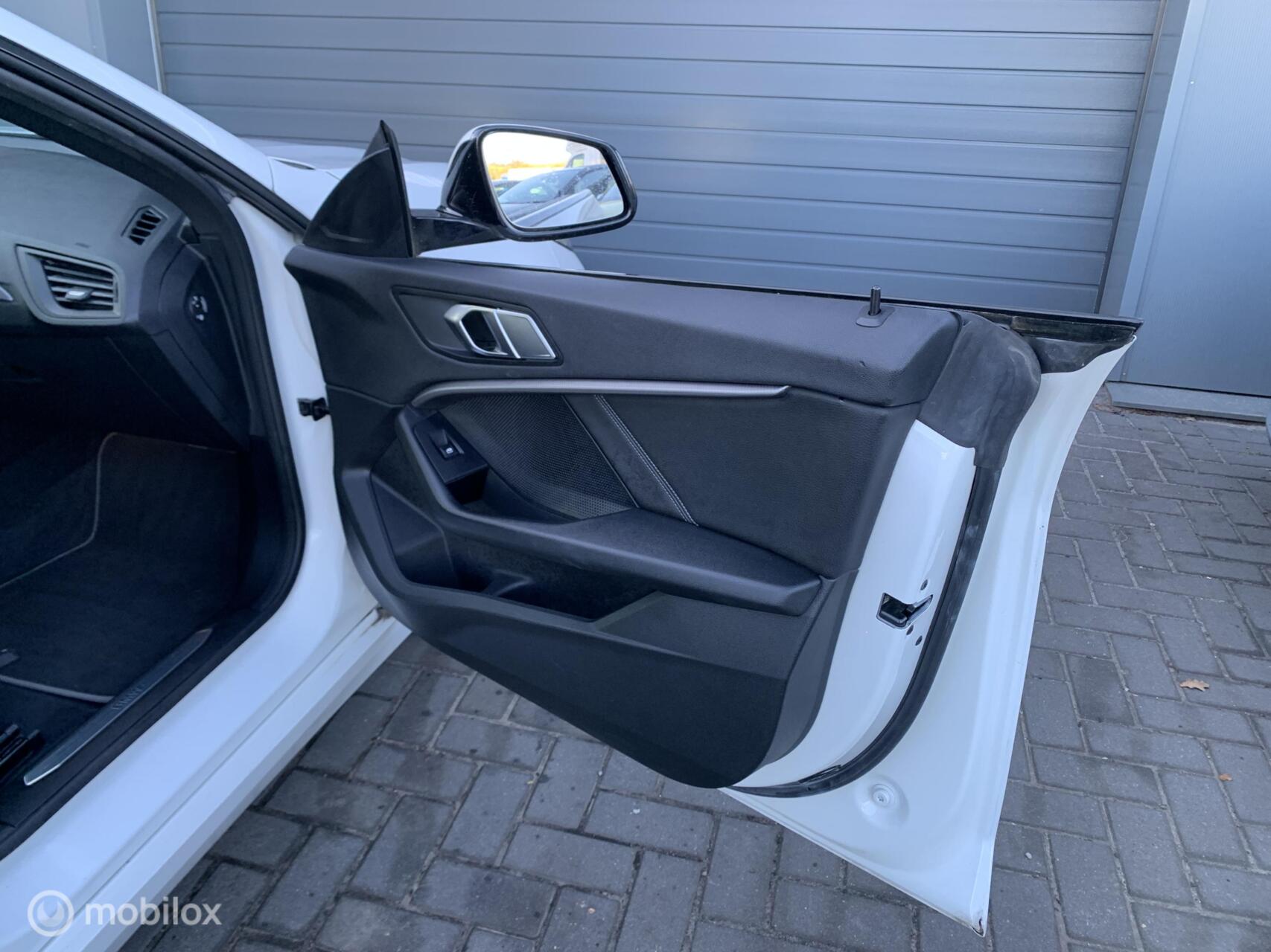 Foto van BMW 218i
