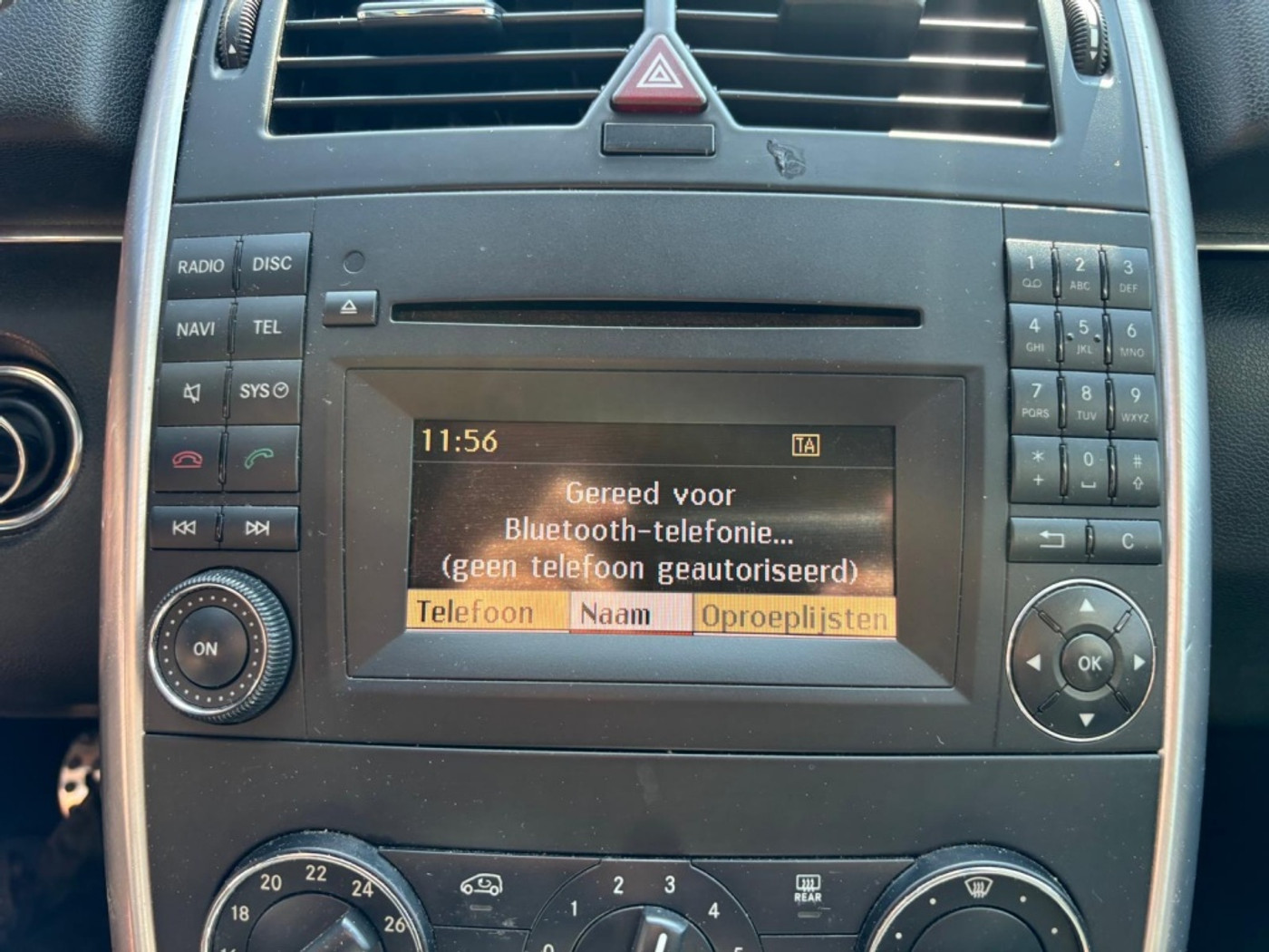 Foto van Mercedes-Benz B 200