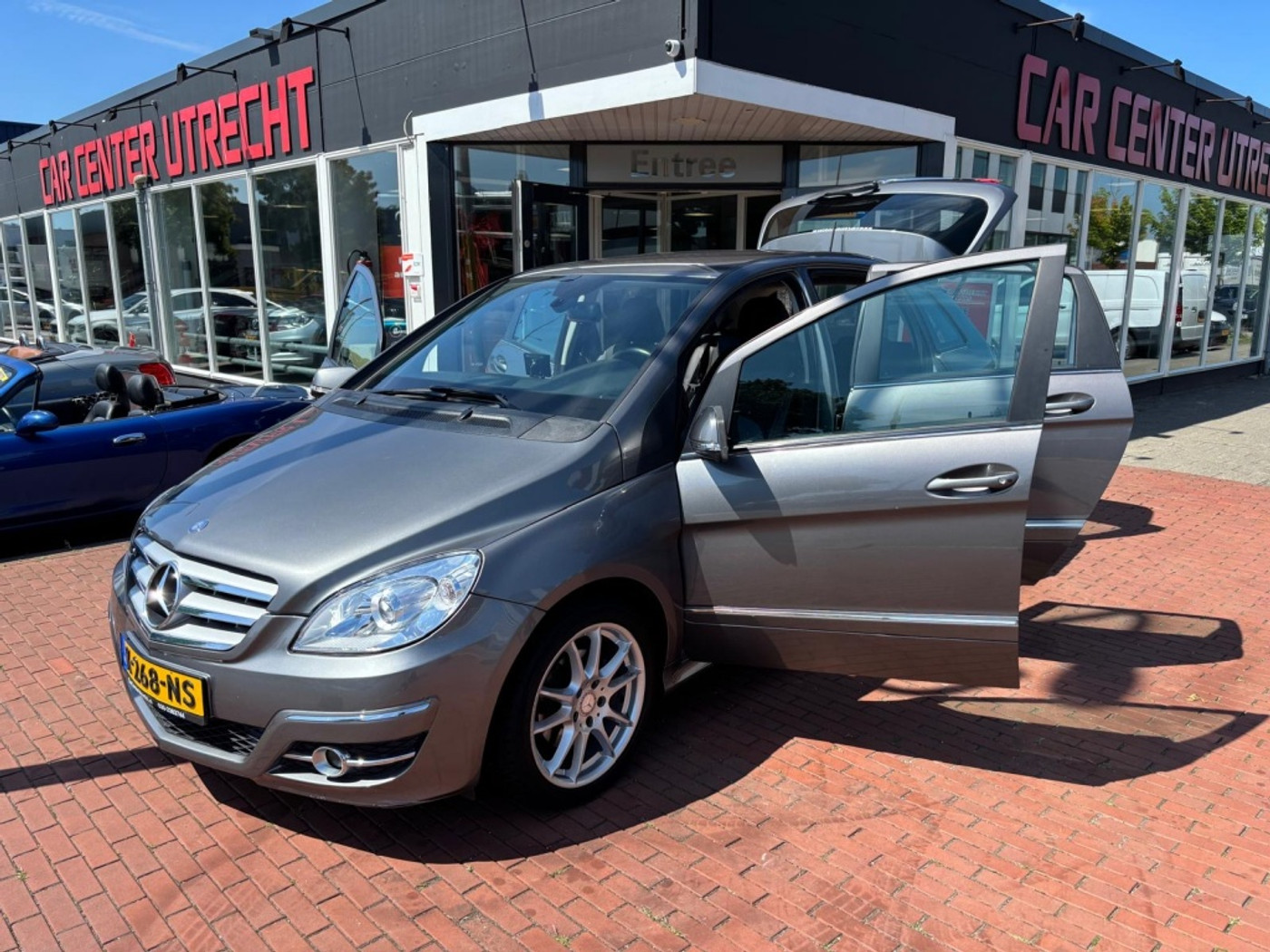 Foto van Mercedes-Benz B 200