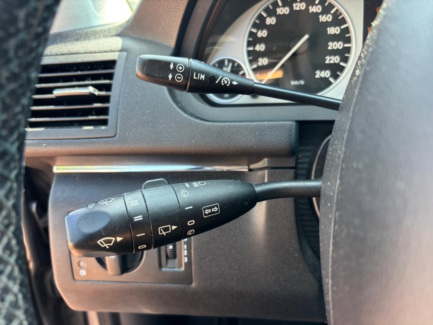 Foto van Mercedes-Benz B 200