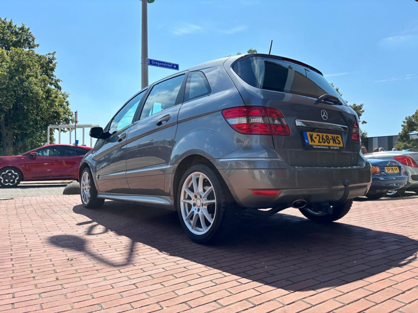Foto van Mercedes-Benz B 200