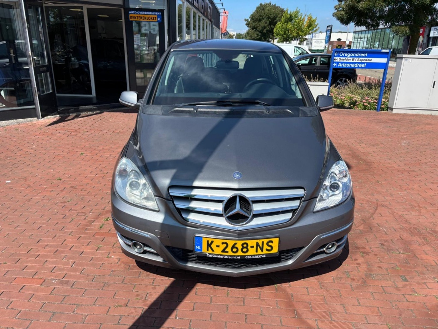 Foto van Mercedes-Benz B 200