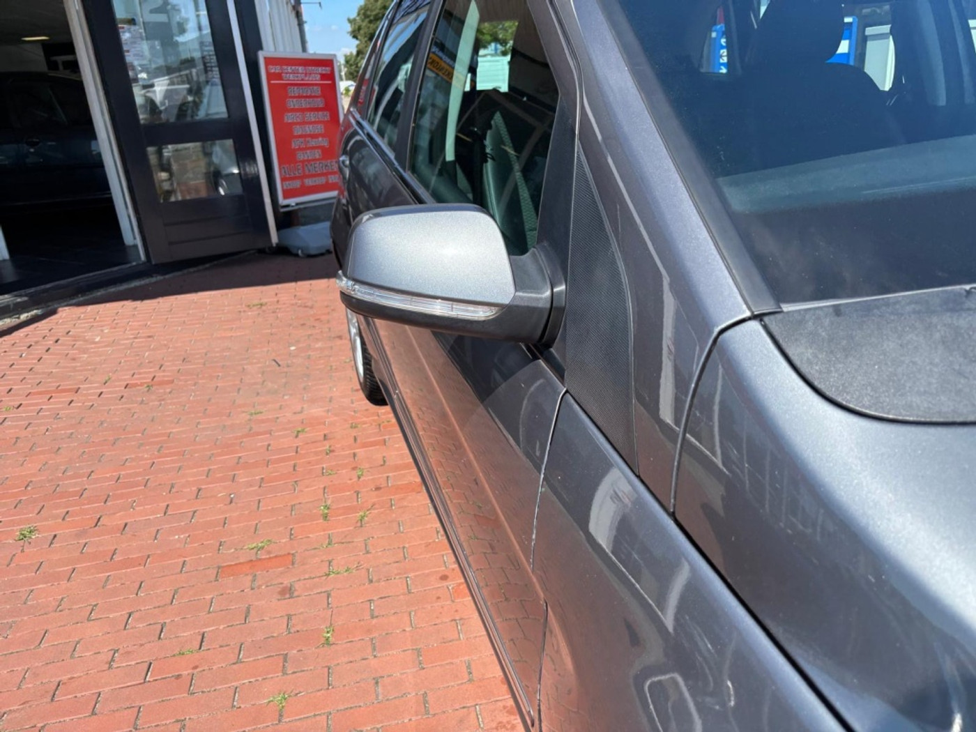 Foto van Mercedes-Benz B 200