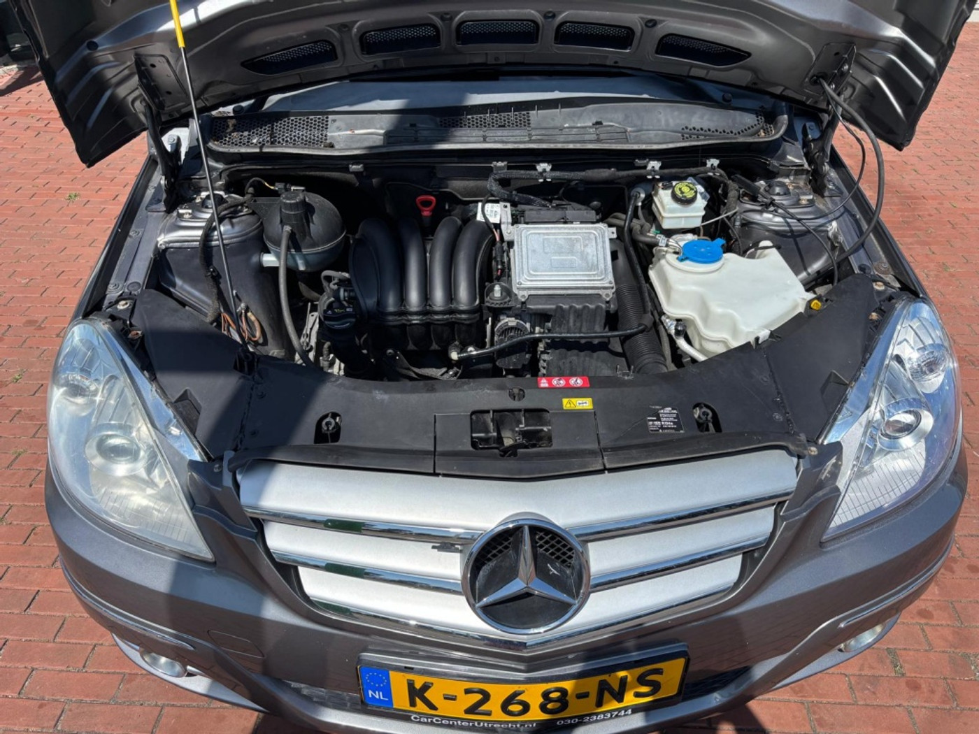 Foto van Mercedes-Benz B 200
