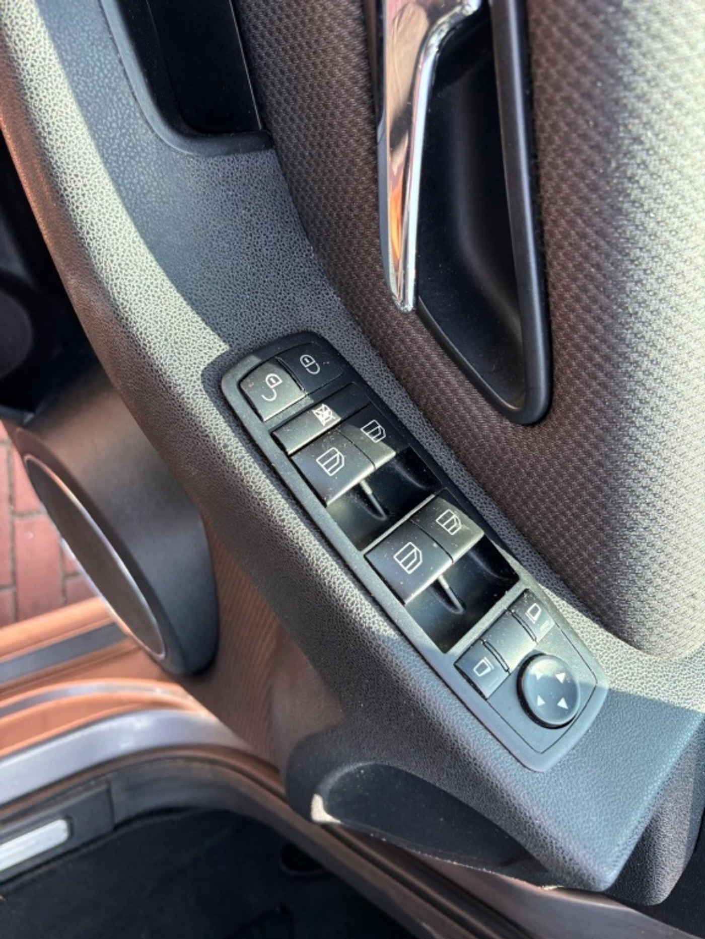 Foto van Mercedes-Benz B 200