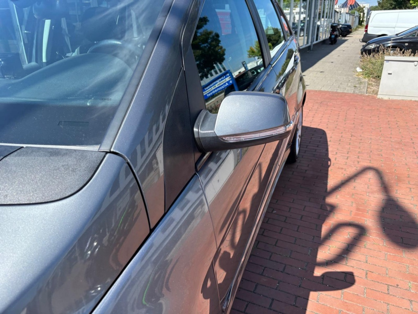 Foto van Mercedes-Benz B 200