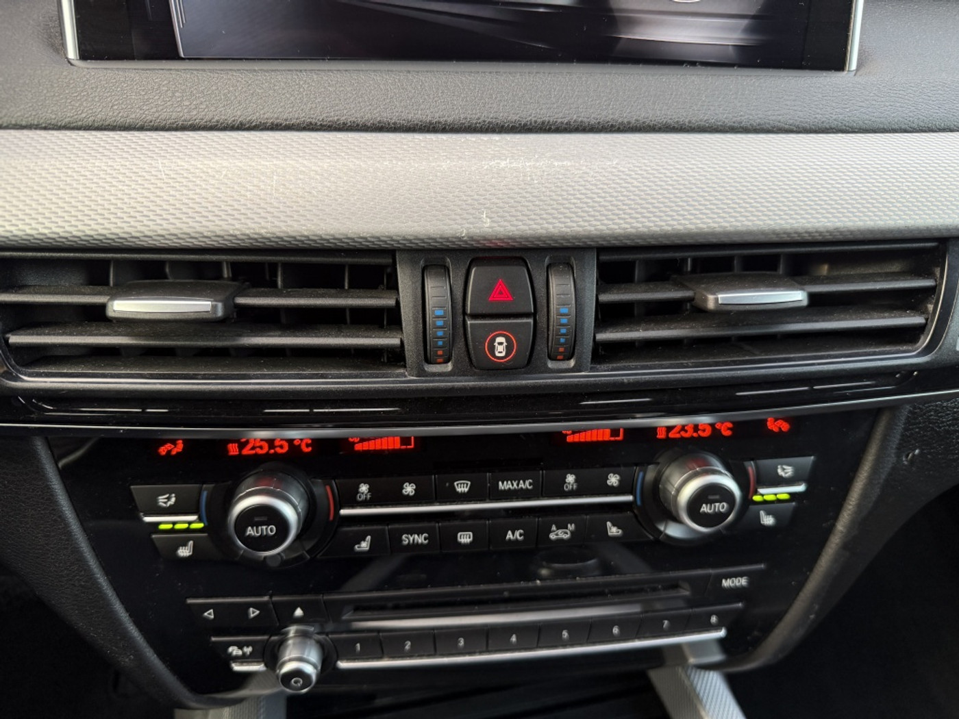 Foto van BMW X5 Xdrive40e