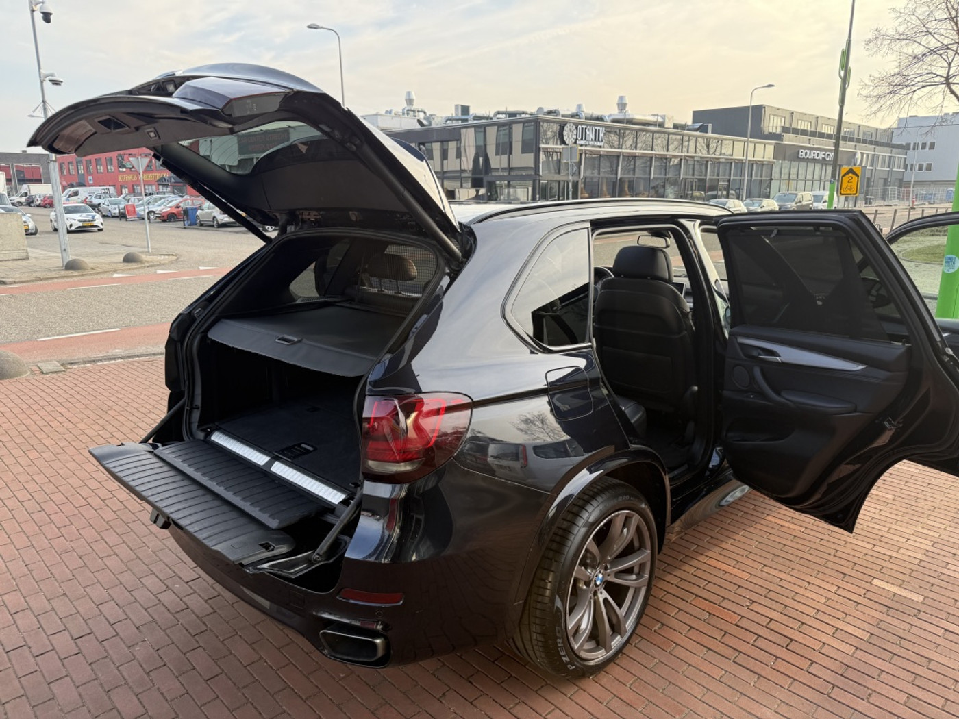 Foto van BMW X5 Xdrive40e