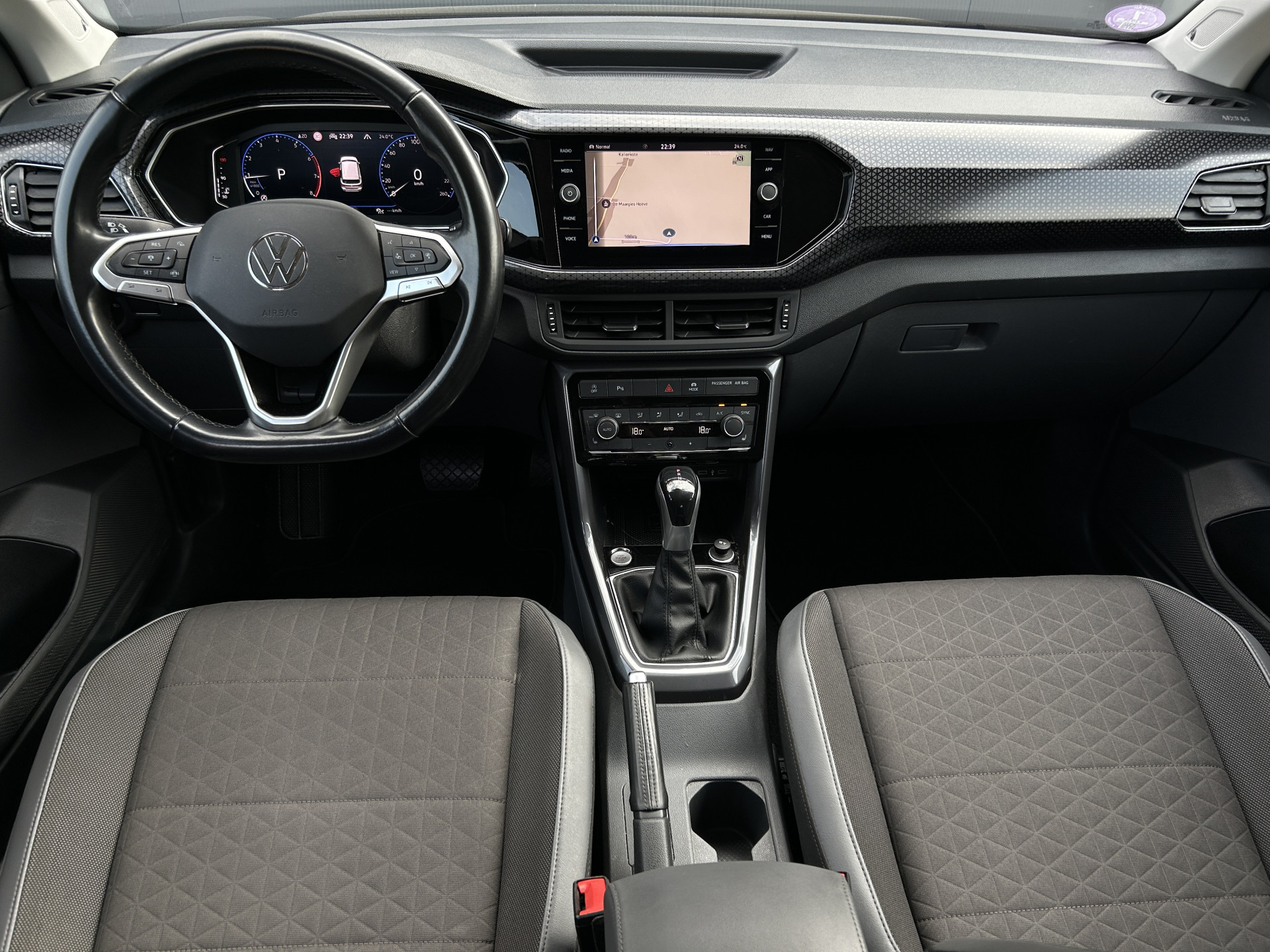 Foto van Volkswagen T-cross