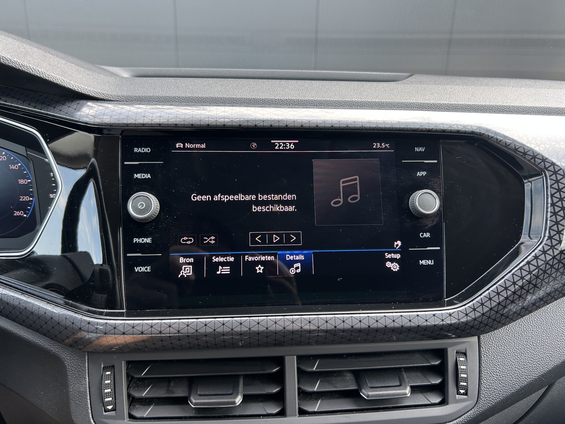 Foto van Volkswagen T-cross