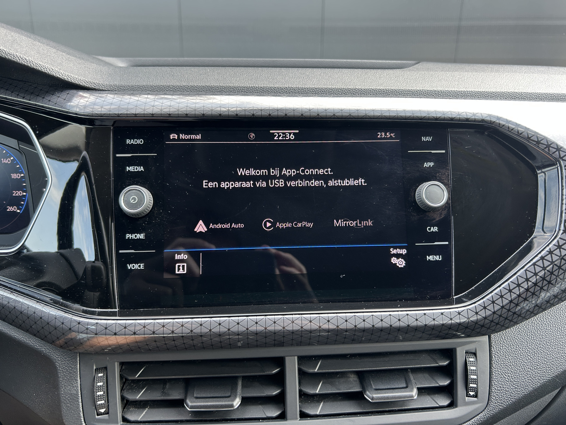 Foto van Volkswagen T-cross