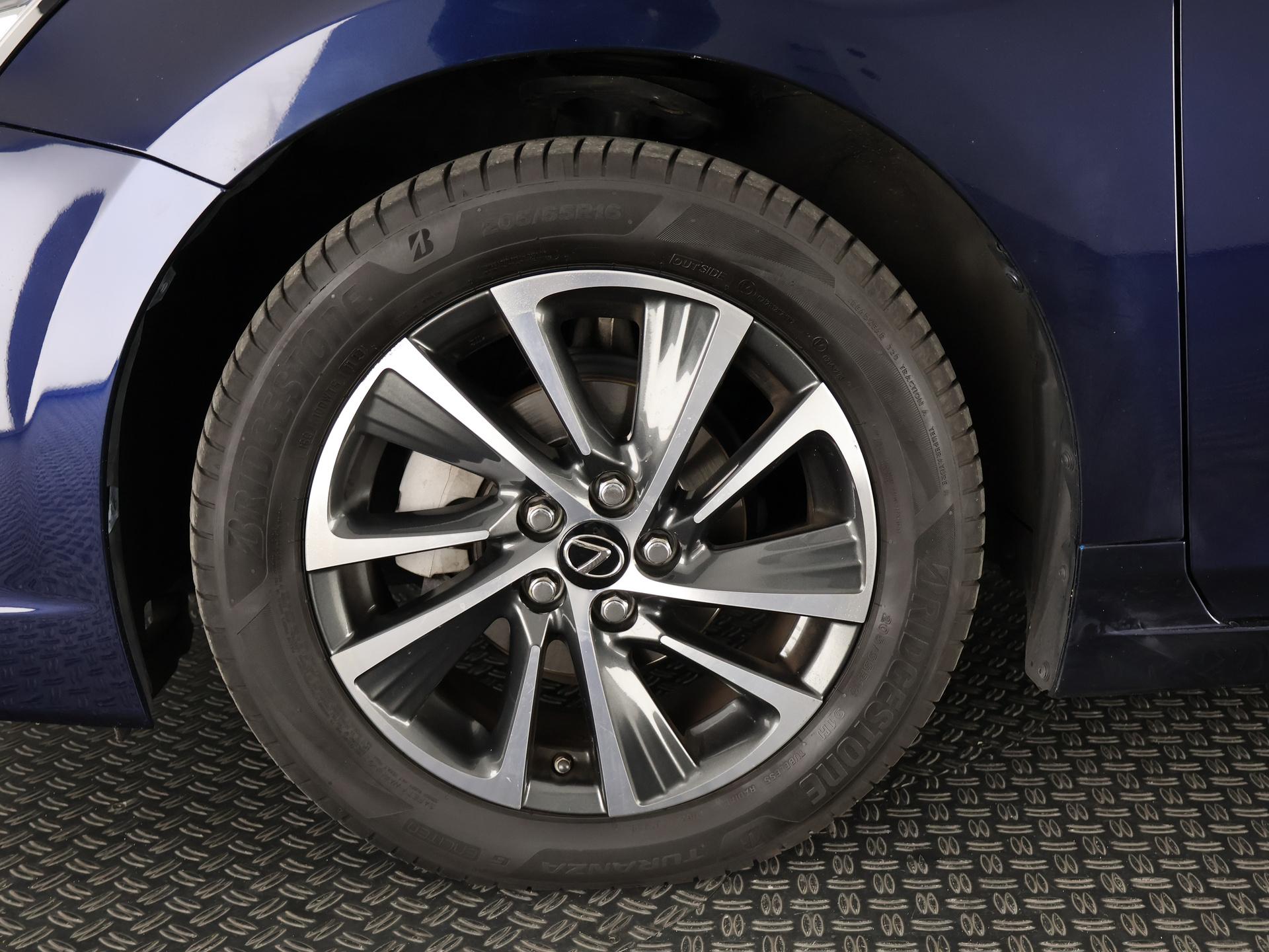 Foto van Lexus Lexus Ct200h