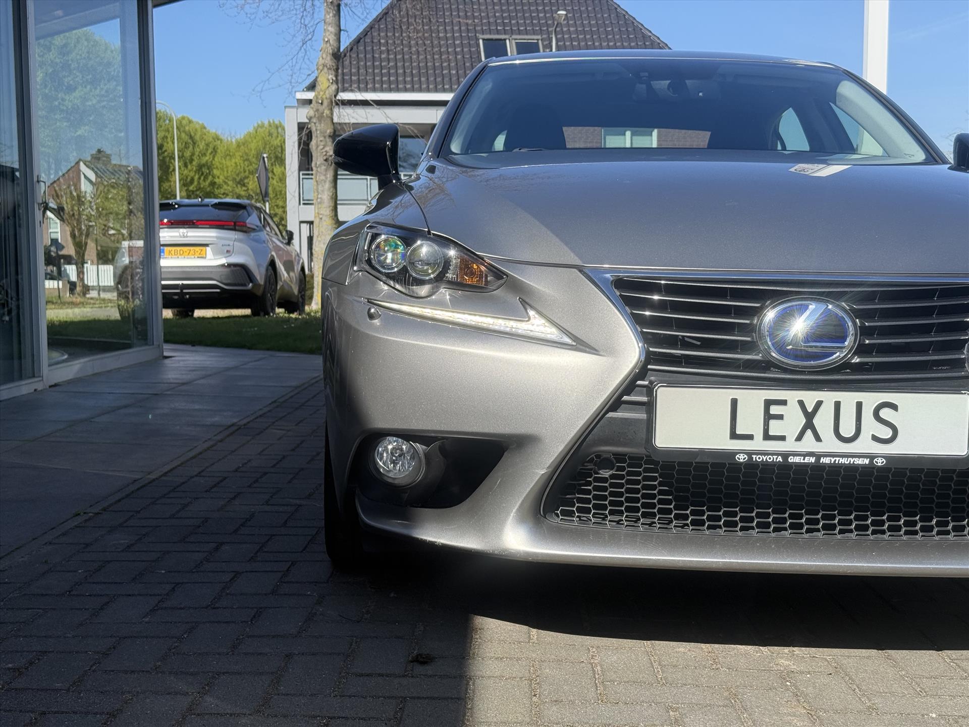 Foto van Lexus Lexus Is300h