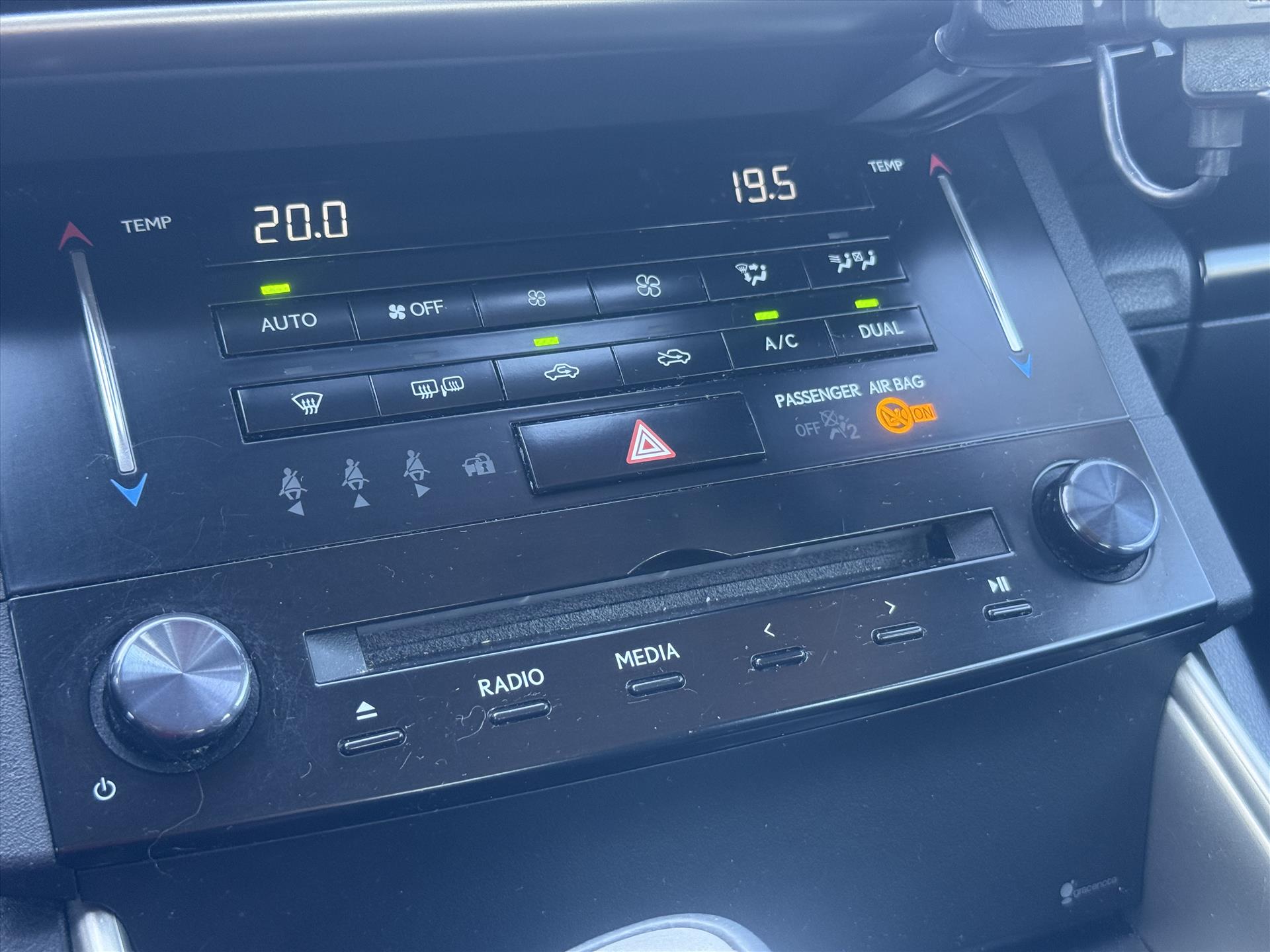 Foto van Lexus Lexus Is300h