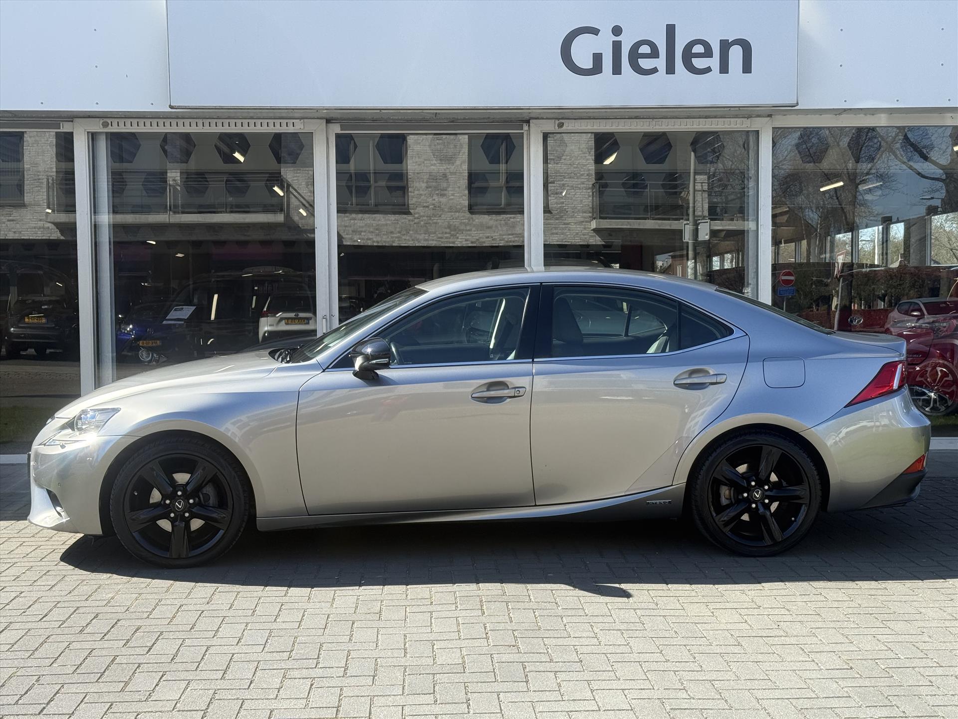 Foto van Lexus Lexus Is300h