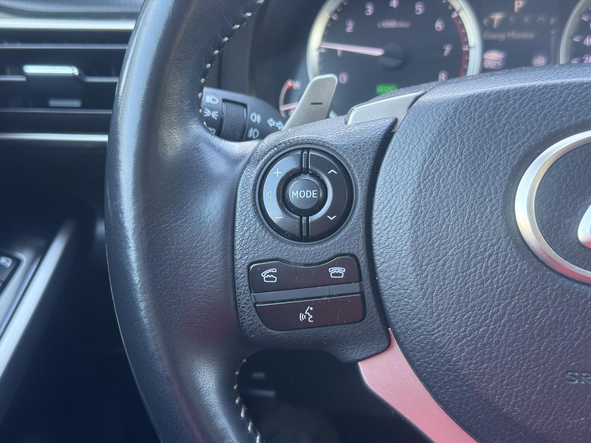 Foto van Lexus Lexus Is300h