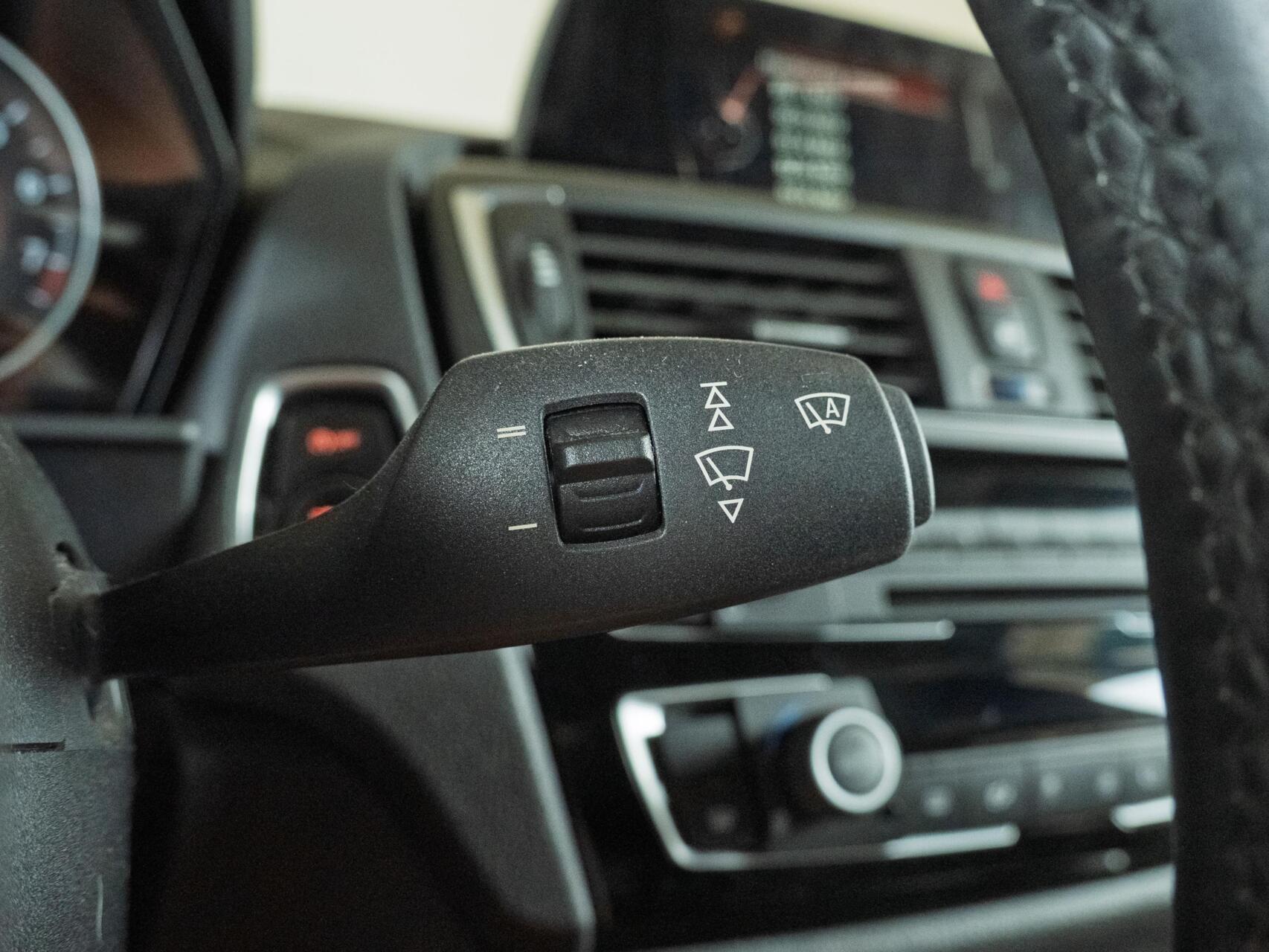 Foto van BMW 118i