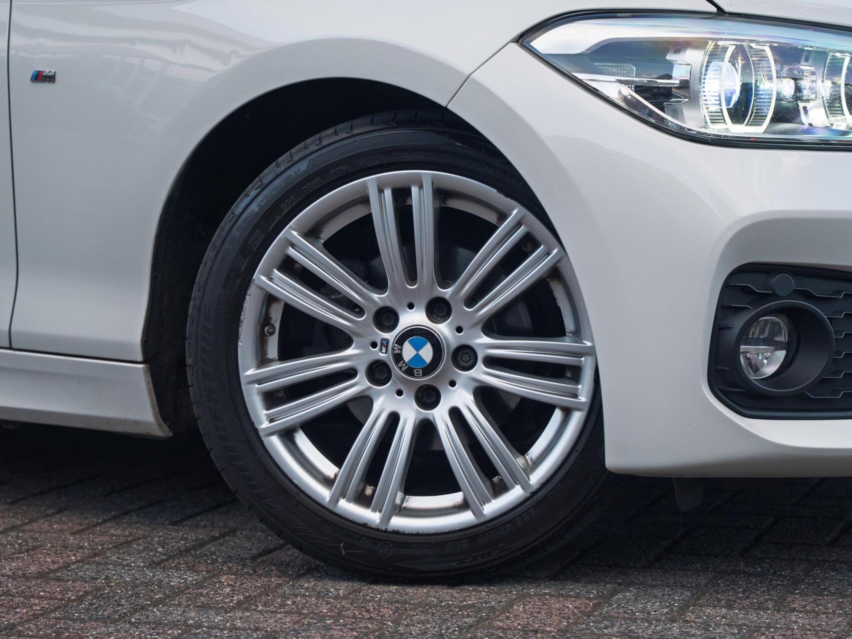 Foto van BMW 118i
