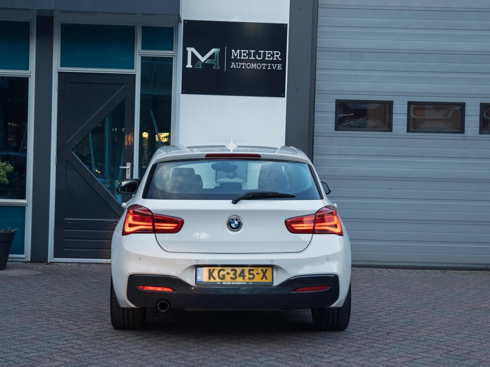 Foto van BMW 118i