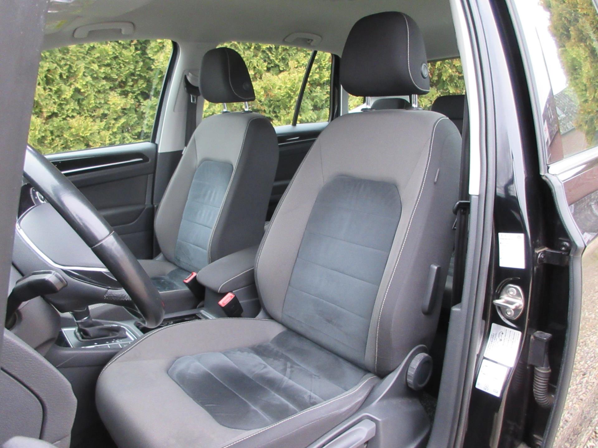 Foto van Volkswagen Golf Sportsvan