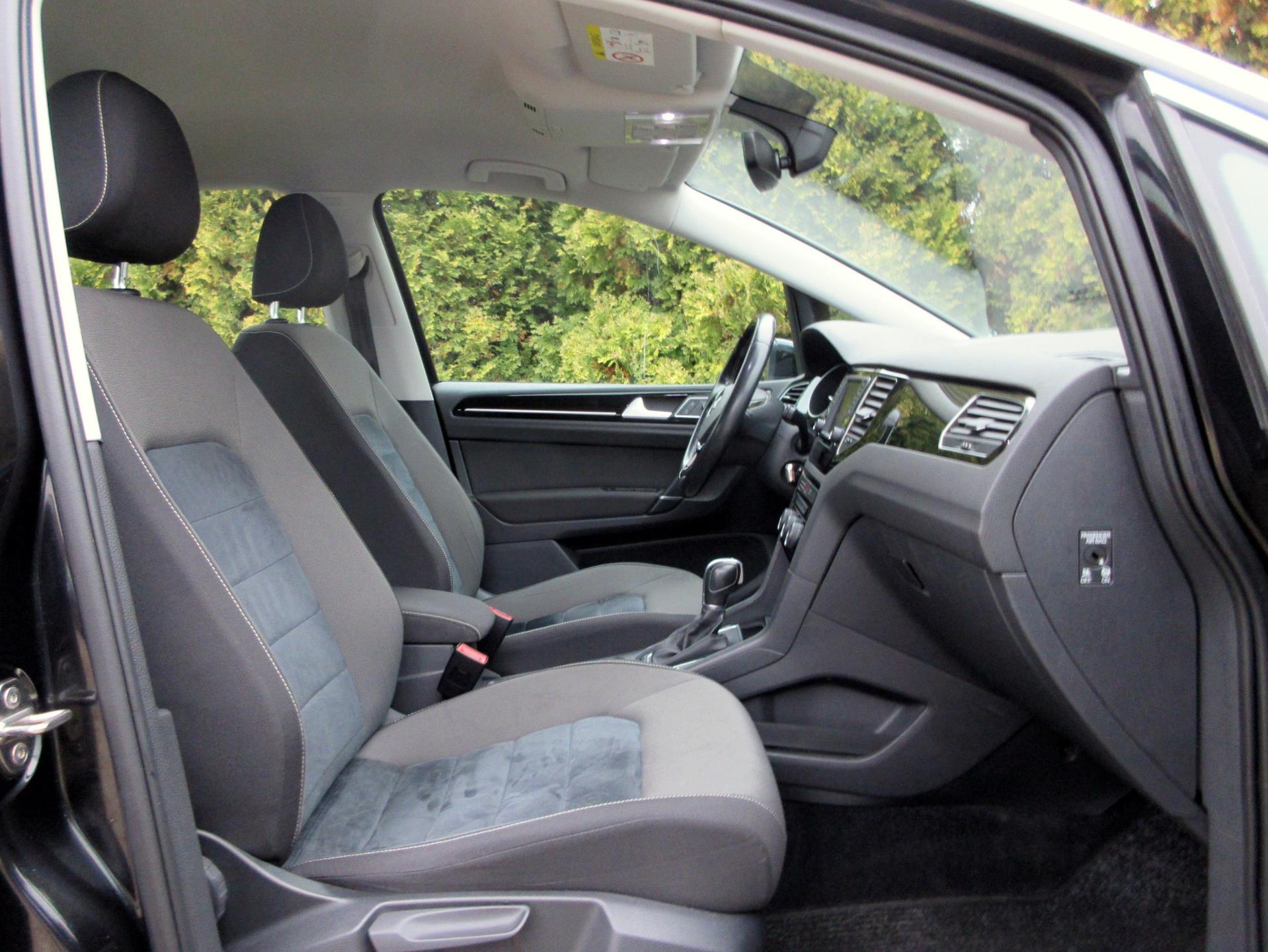 Foto van Volkswagen Golf Sportsvan