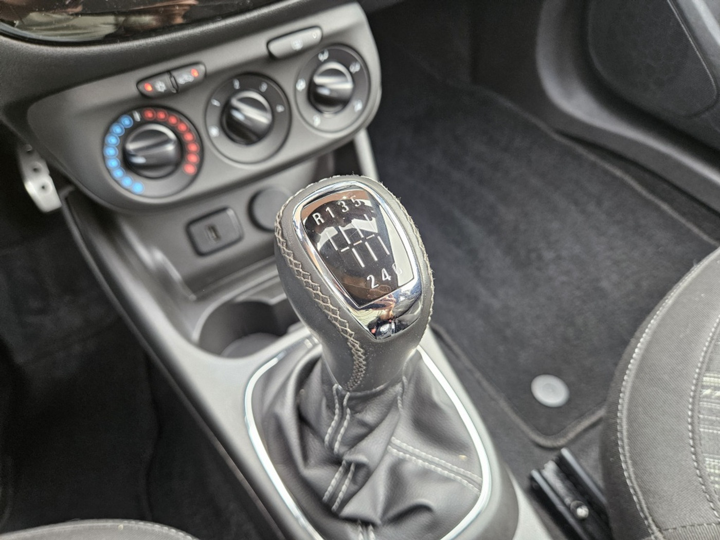Foto van Opel Corsa-e