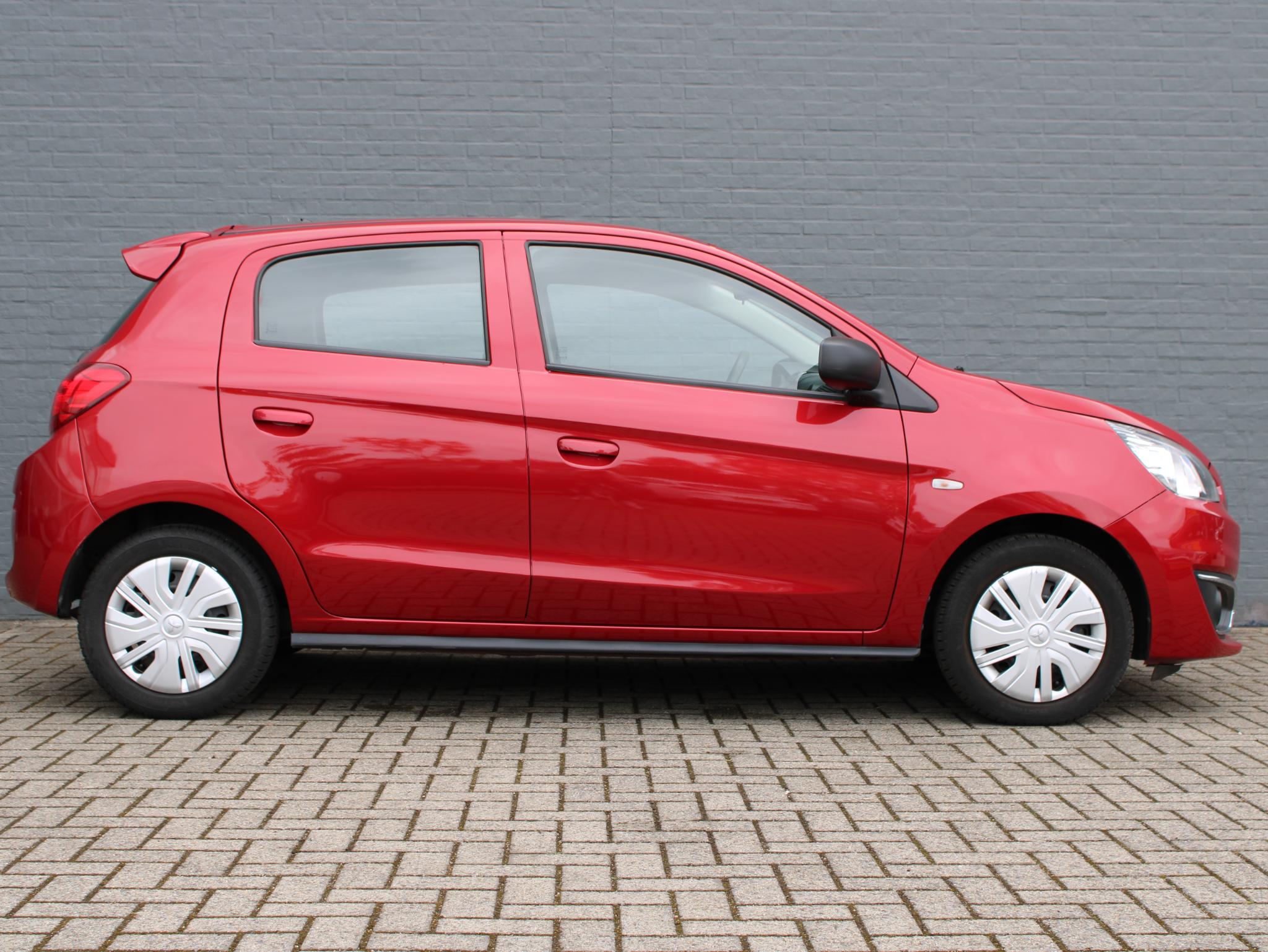 Foto van Mitsubishi Mitsubishi Space Star